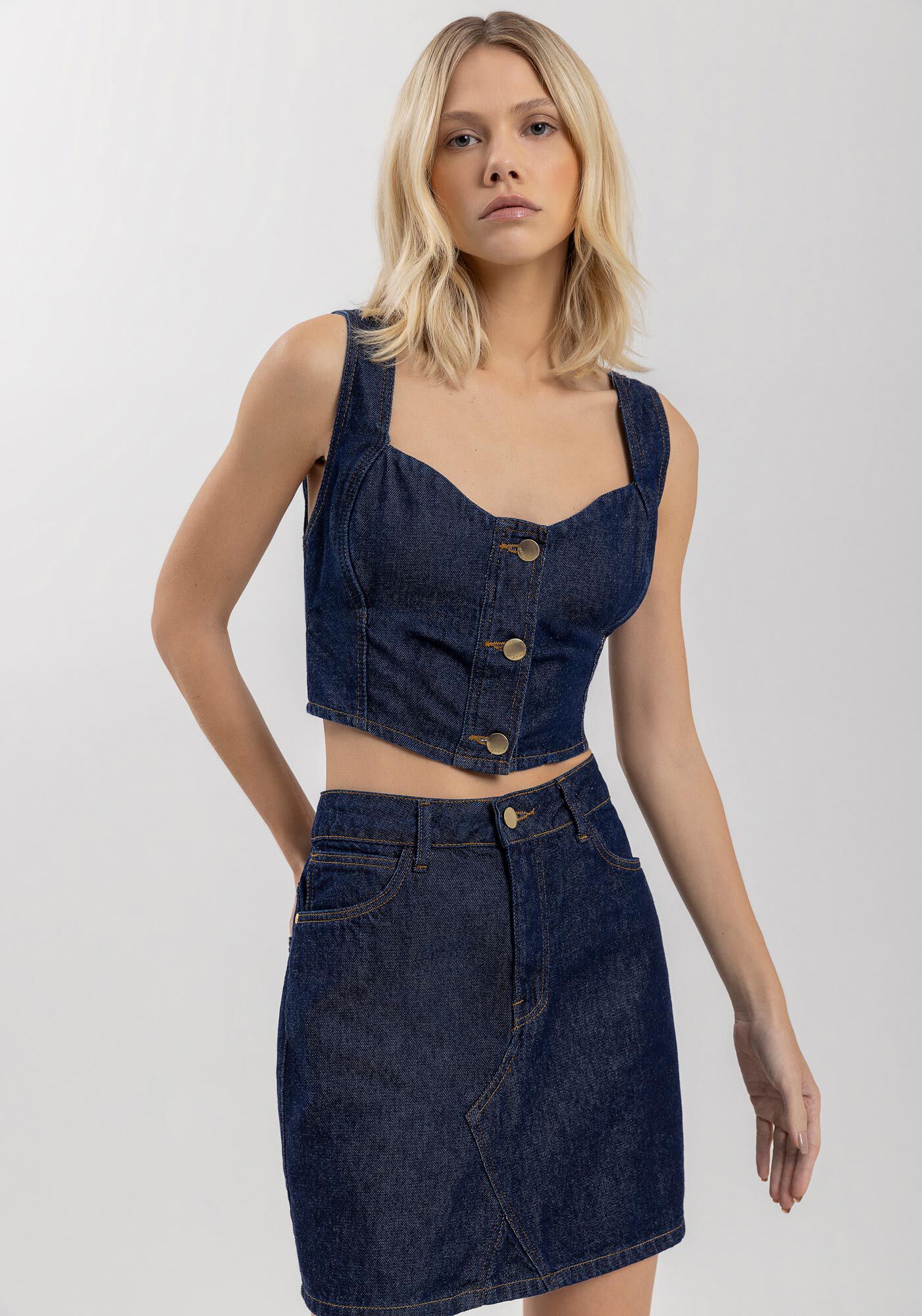 Blusa Cropped Em Jeans Com Al&ccedil;as Largas E Decote Princesa, JEANS, large.