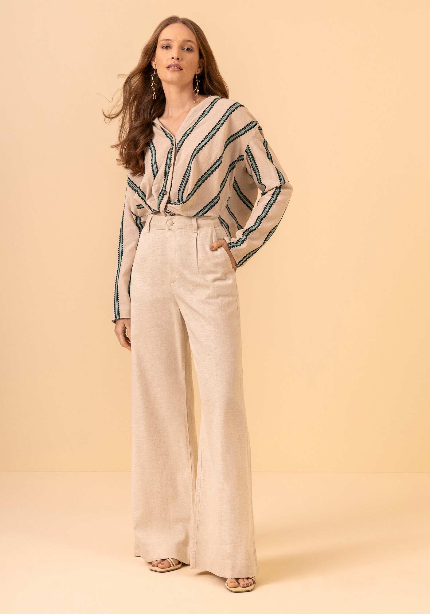 Camisa De Mangas Longas Com Gola Padre E N&oacute; Na Barra, VERDE SABEDORIA, large.