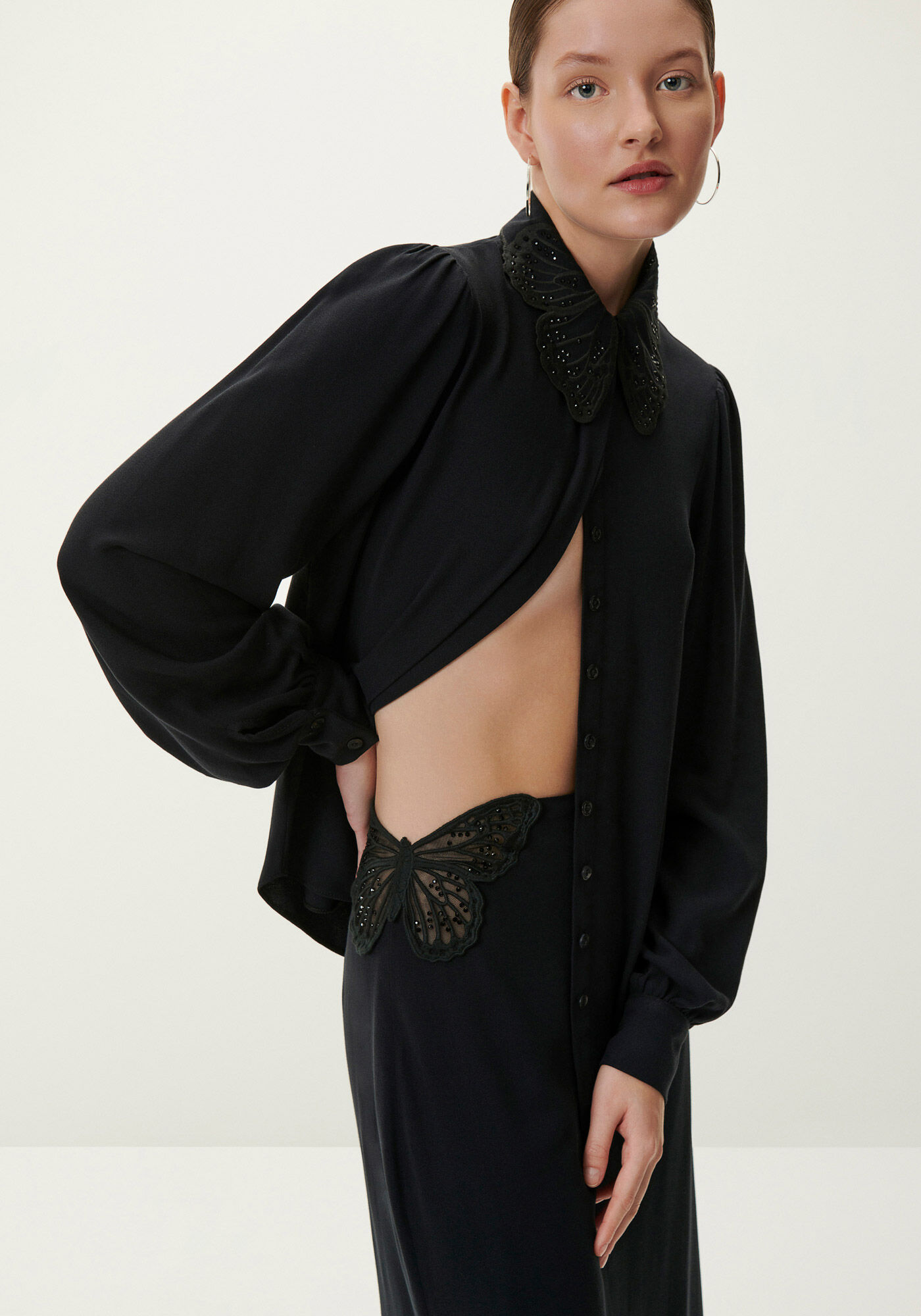 Saia Longa em Crepe com Bordado Borboleta, , large.