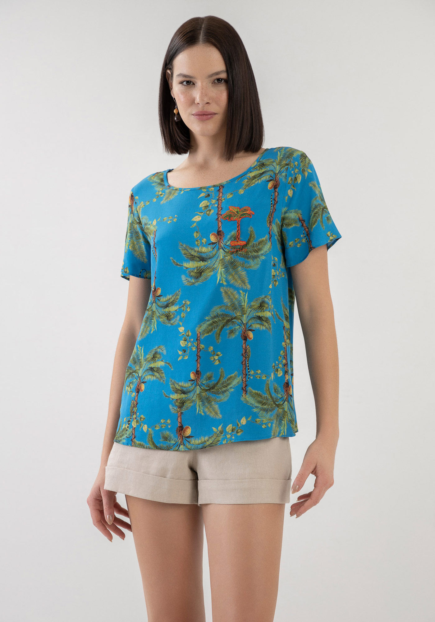Blusa Estampada em Viscose com Bordado, , large.
