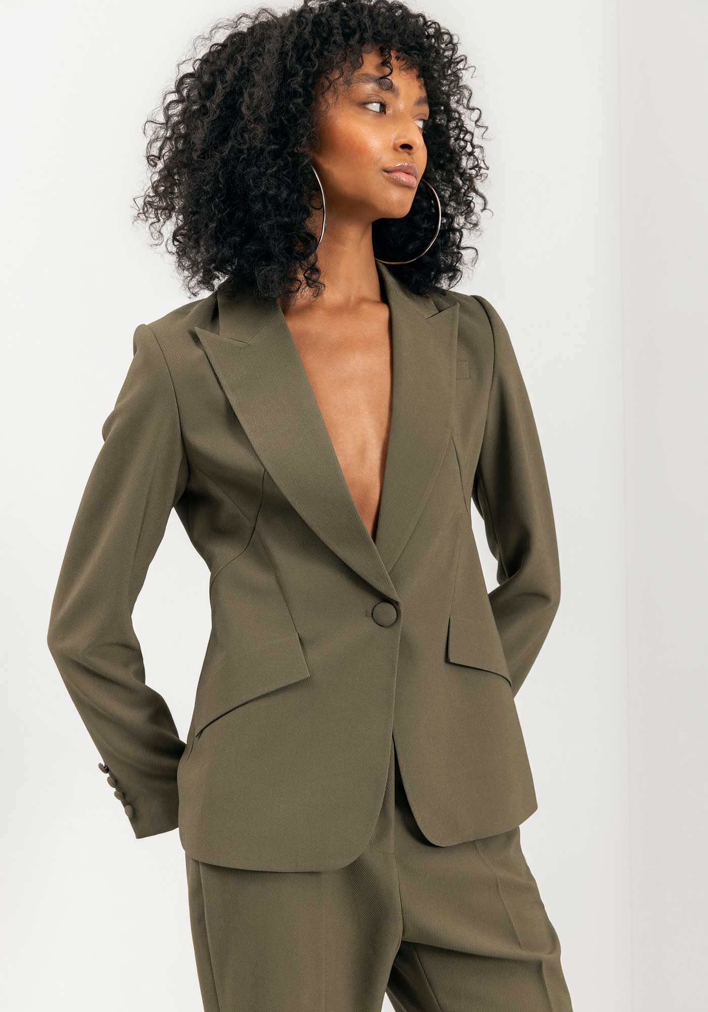 Blazer De Mangas Longas Com Lapelas E Bot&atilde;o, VERDE AZEITONA, large.