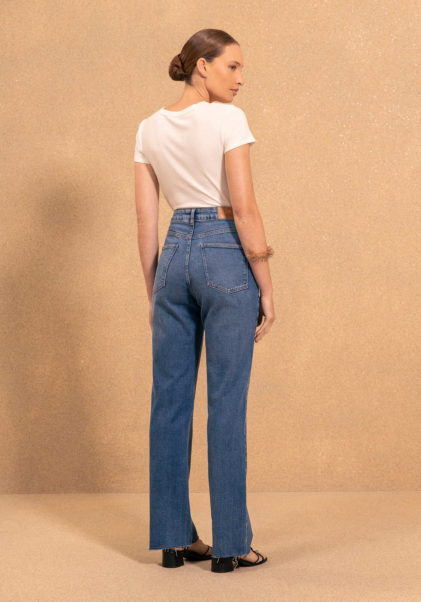 Cal&ccedil;a Jeans Reta Com Cintura Alta E Barras A Fio, JEANS, large.