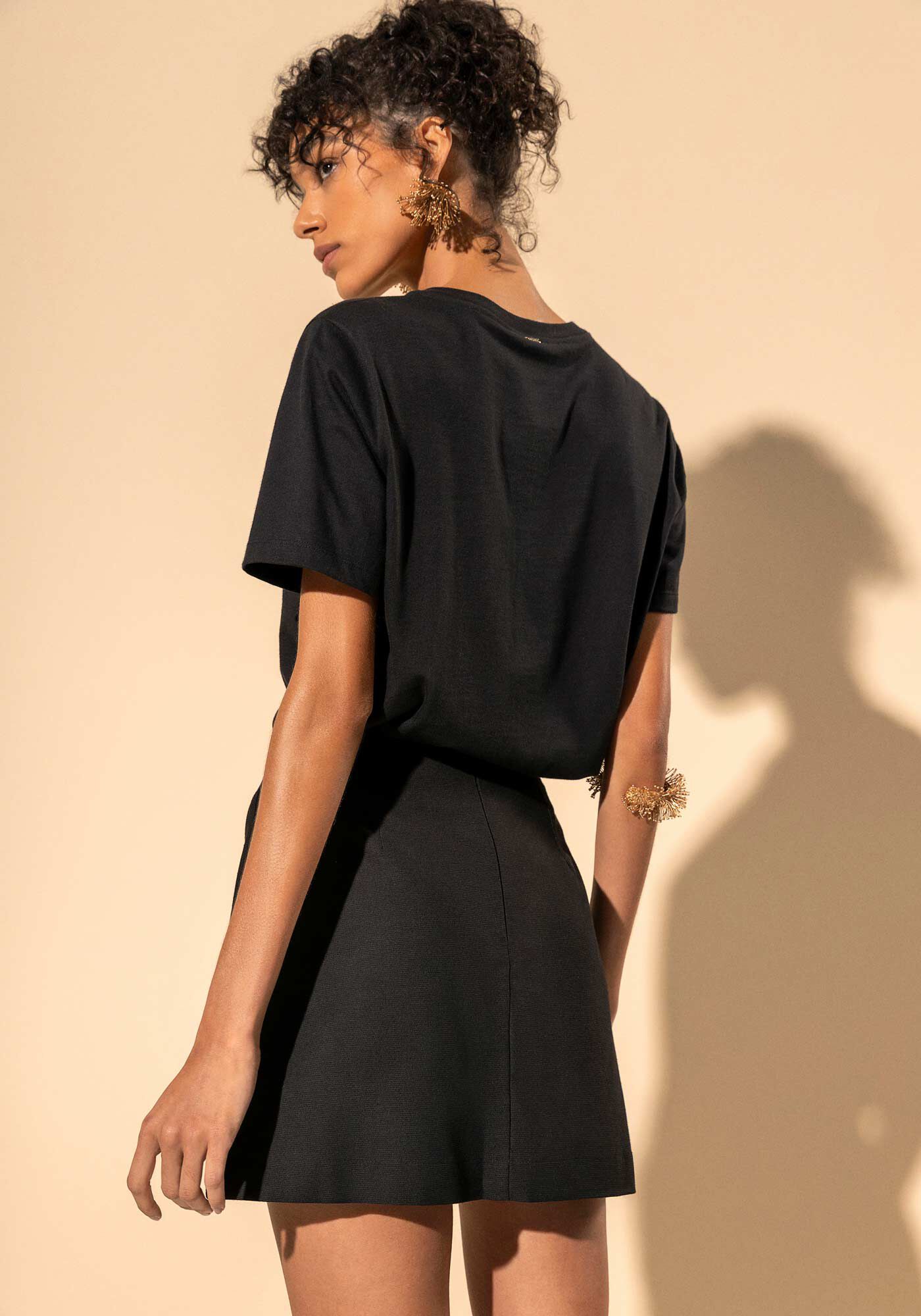 Blusa T-shirt Em Algod&atilde;o Penteado Com Bordado E Paet&ecirc;s, PRETO, large.