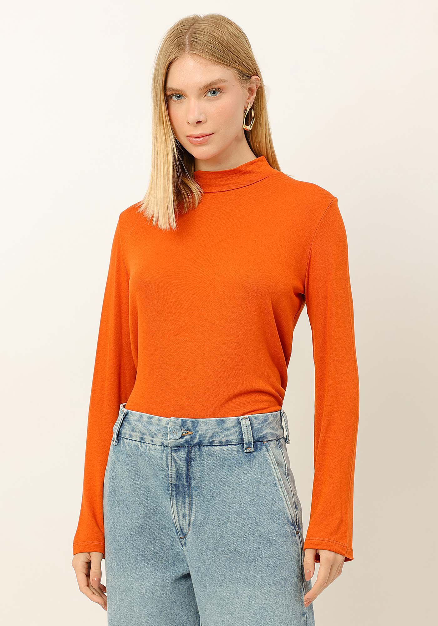 Blusa Gola Alta em Malha com Manga Flare, , large.