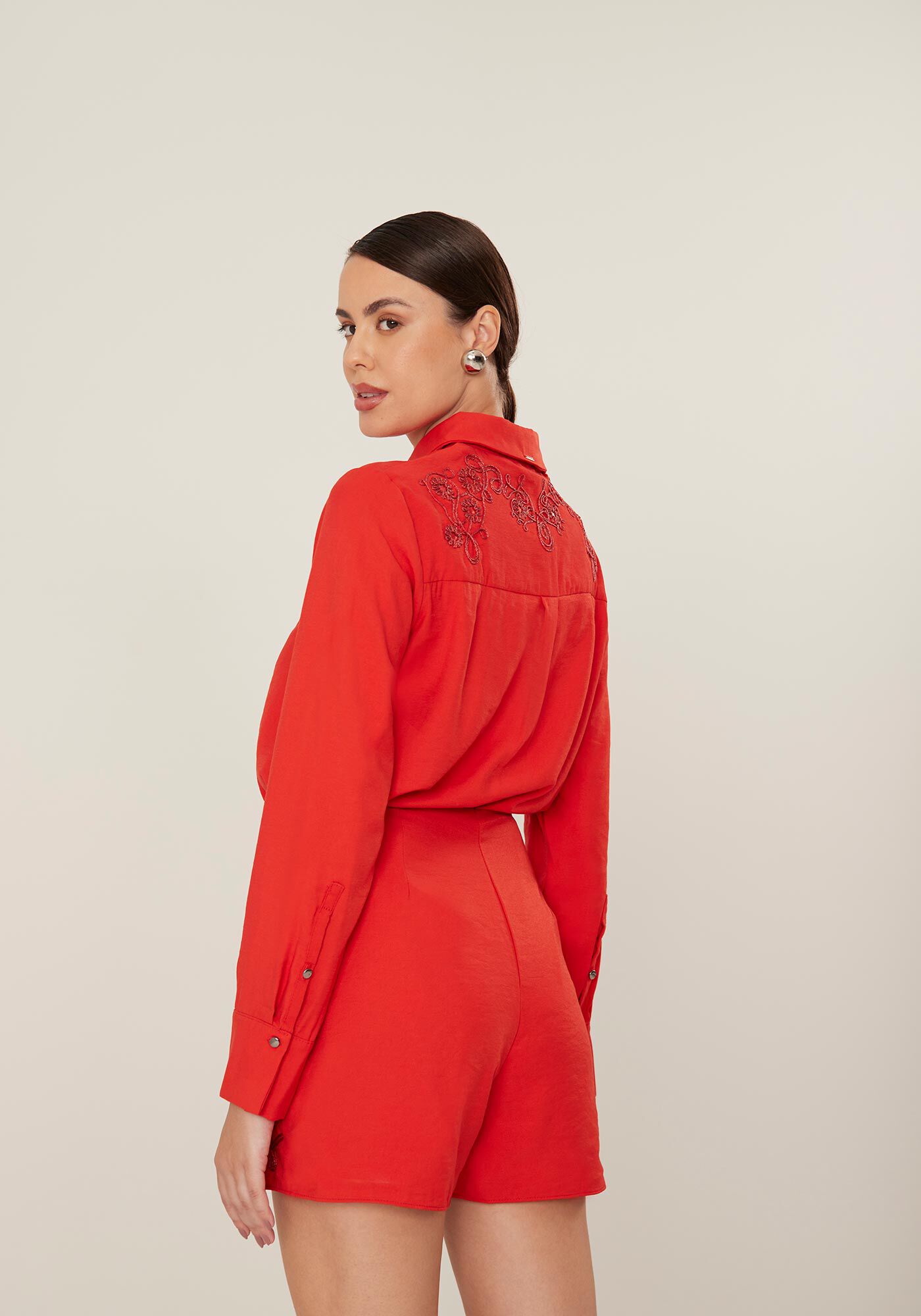 Shorts Alfaiataria Cintura Alta com Bordado Barra, , large.