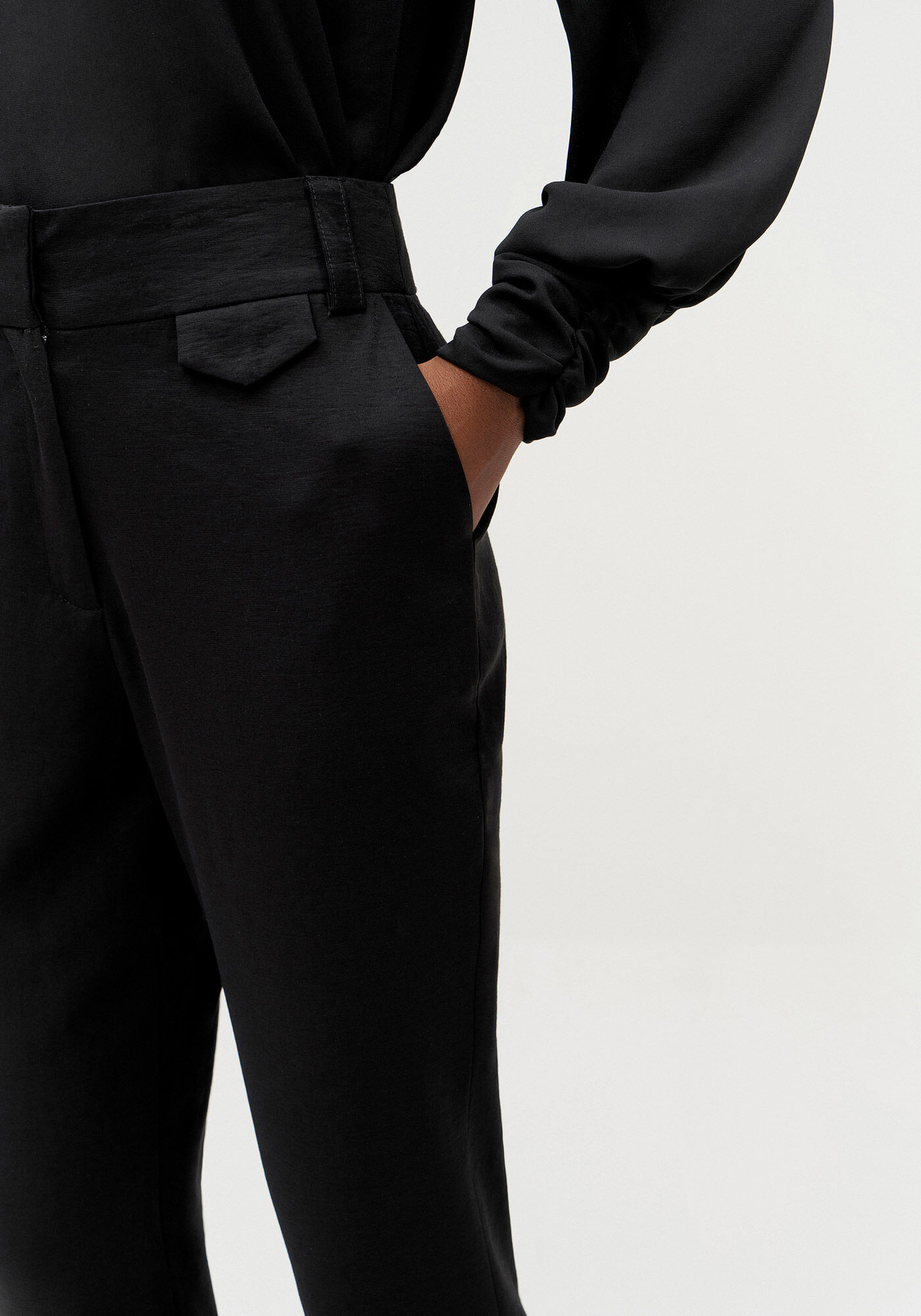 Cal&ccedil;a Reta Alfaiataria com Detalhe Lapela, , large.