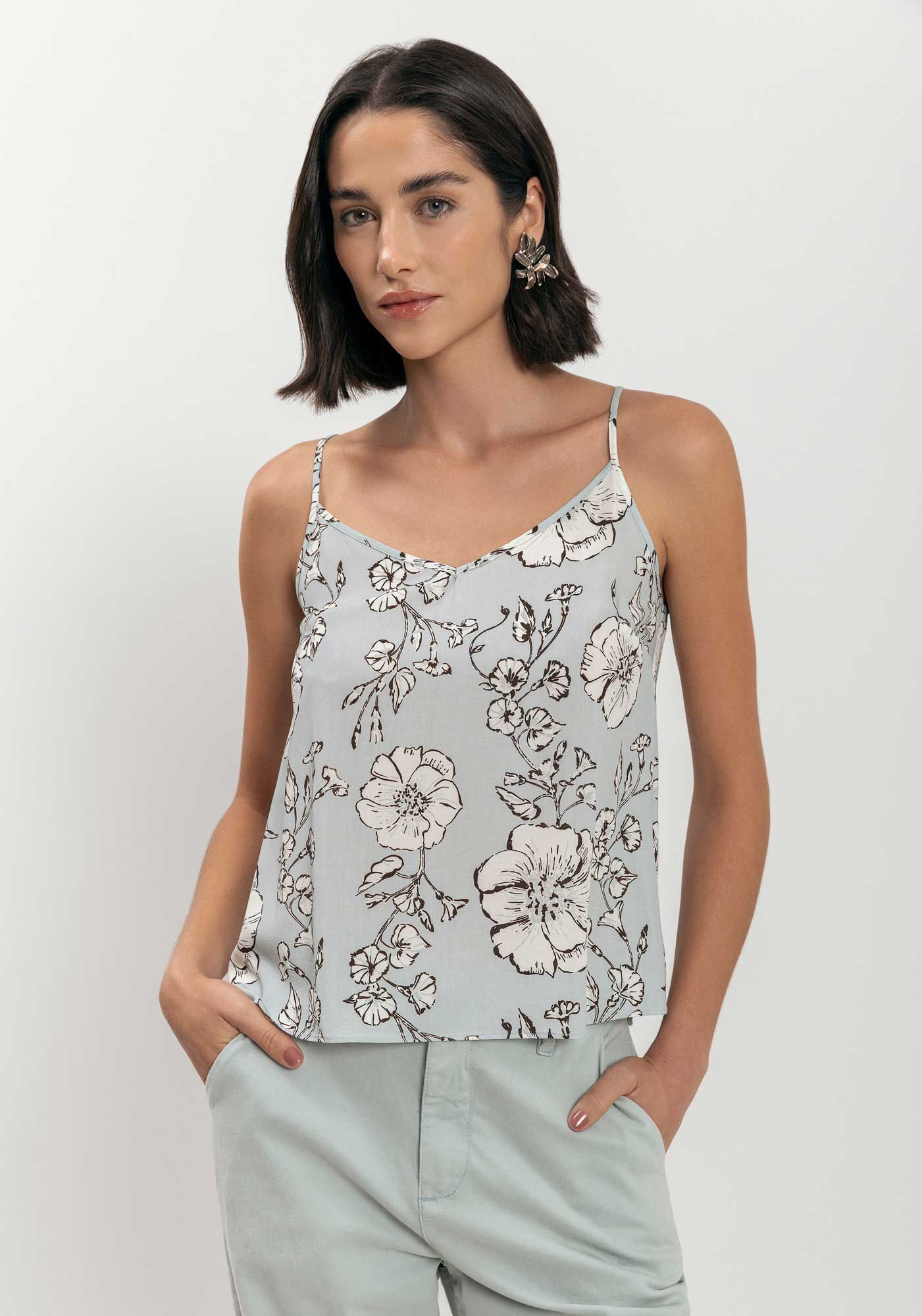 Blusa Regata Estampada De Al&ccedil;as Com Decote V Em Viscose, , large.