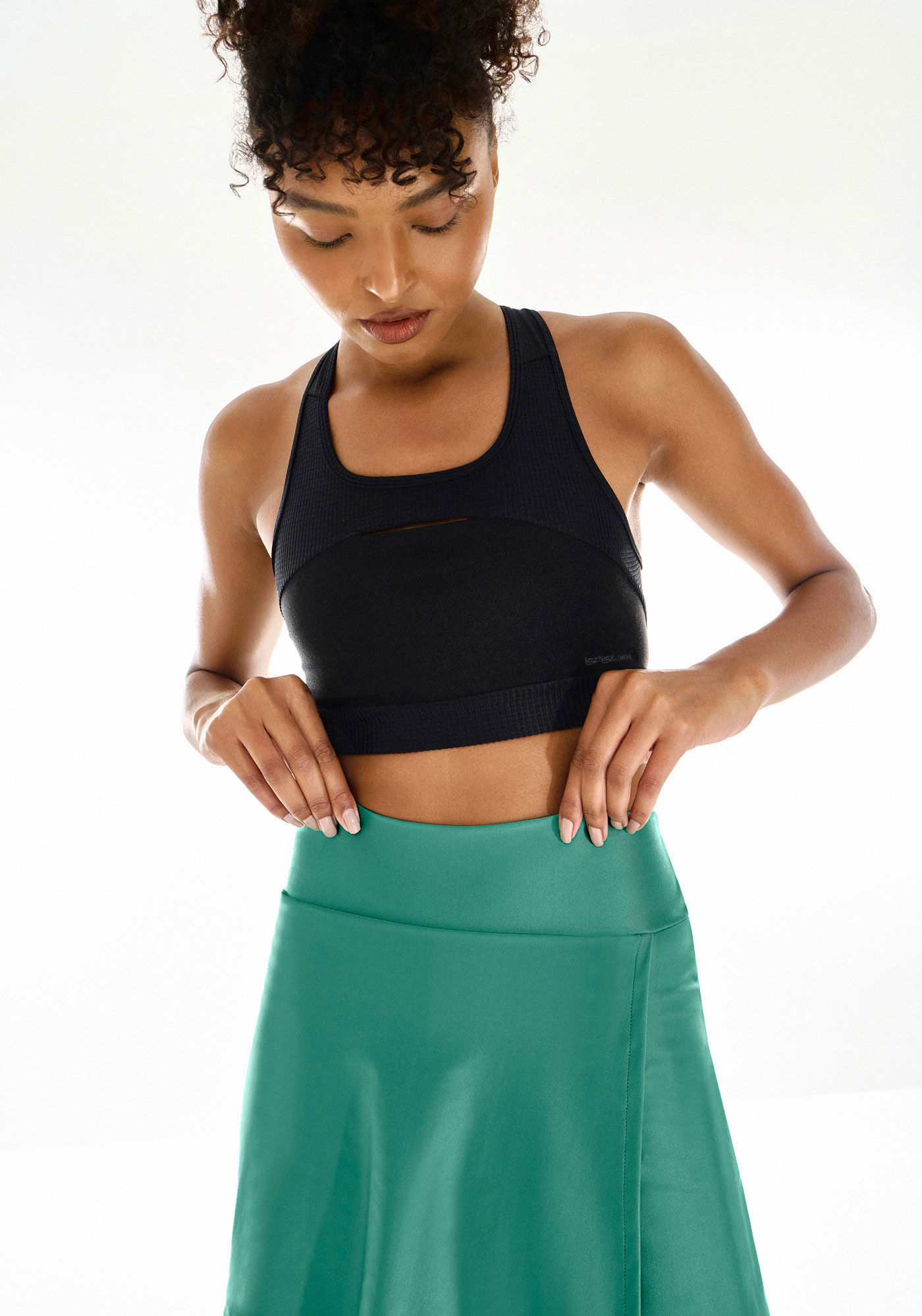 Shorts-Saia Cintura M&eacute;dia MOVE Fitness Acetinado, , large.