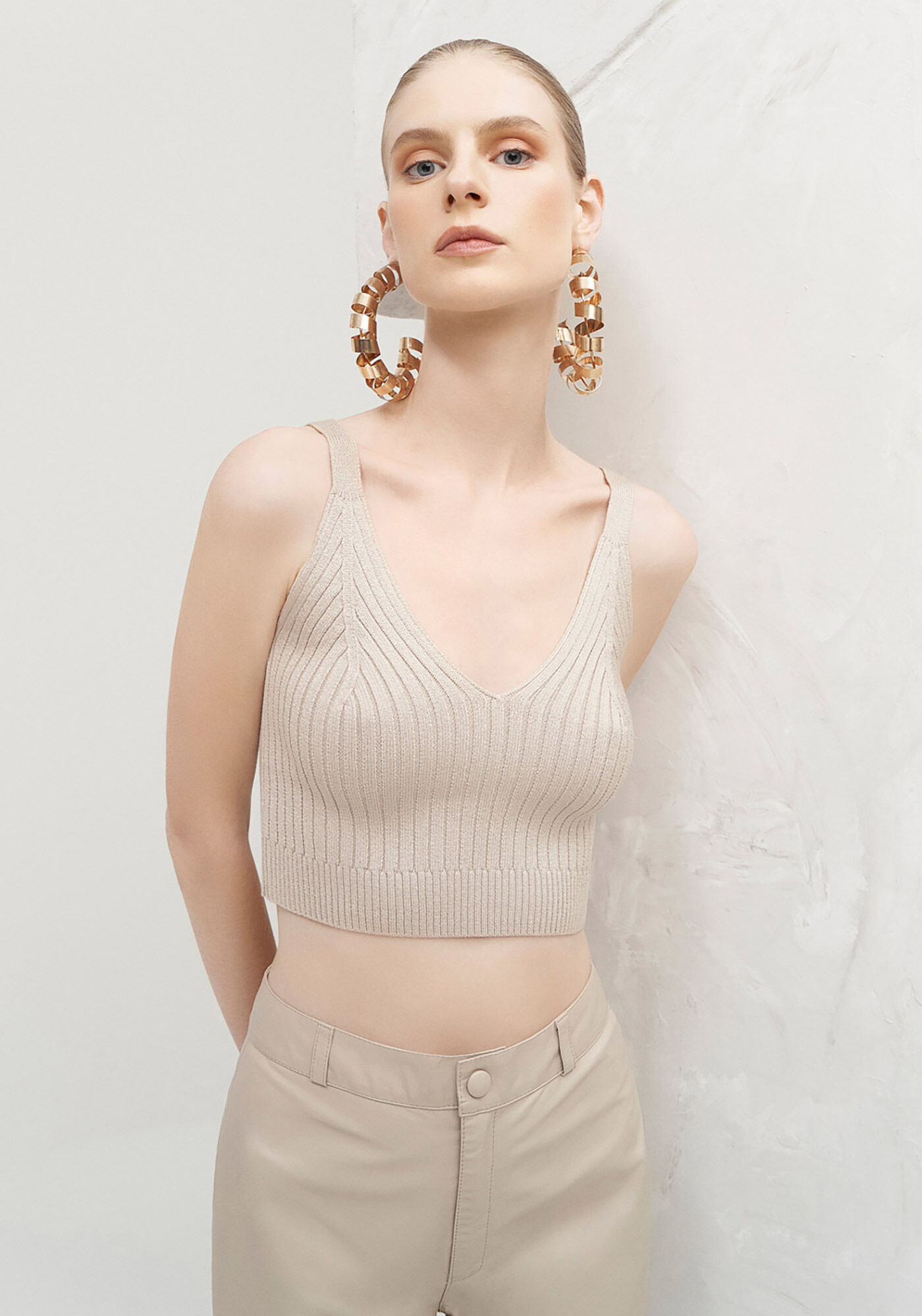 Blusa Cropped em Tric&ocirc; com Decote V, , large.