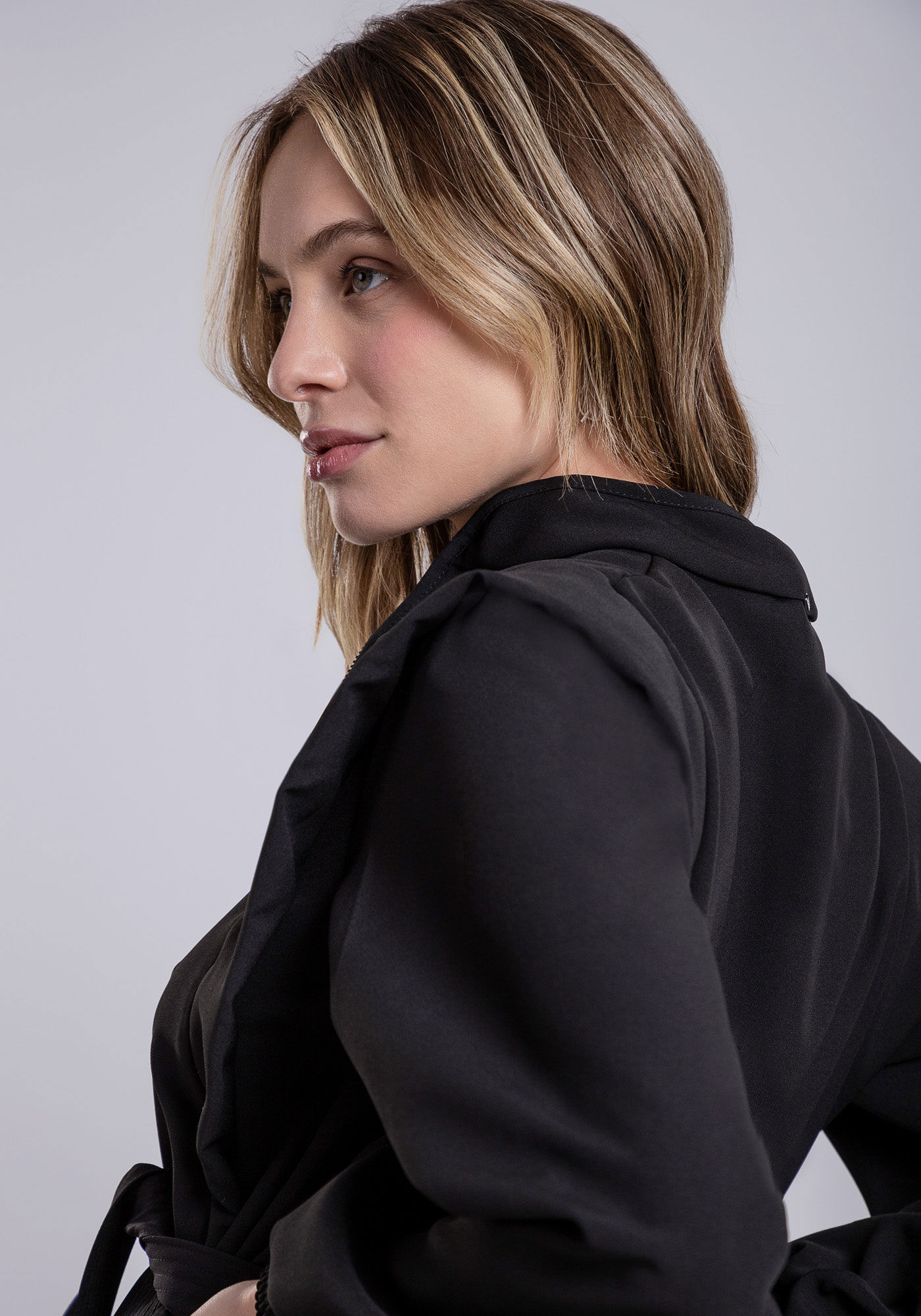 Jaqueta Petra com Recorte e Z&iacute;per, PRETO REATIVO, large.