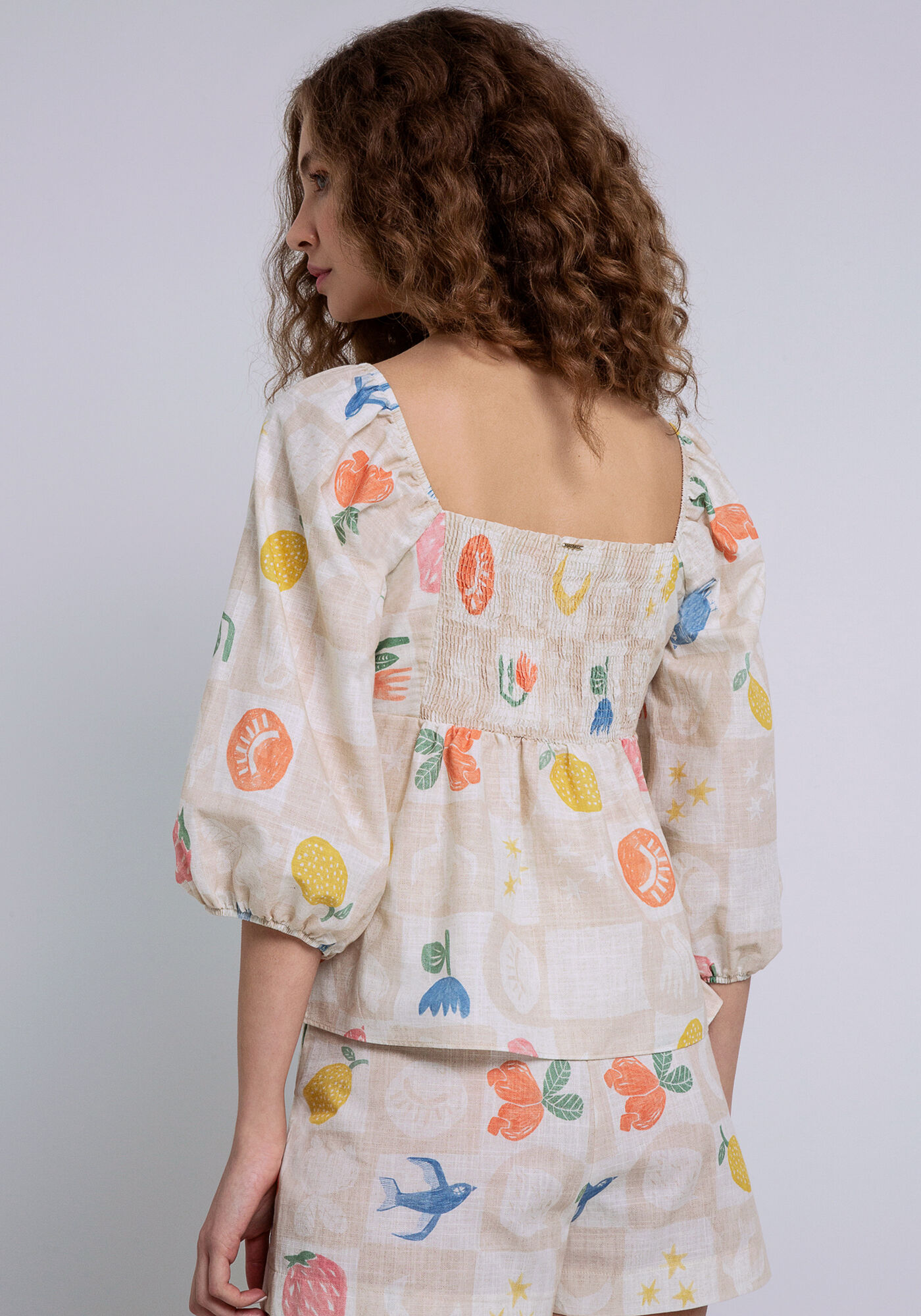 Blusa Manga 3/4 em Tecido Linge com La&ccedil;o, AZULEJOS, large.