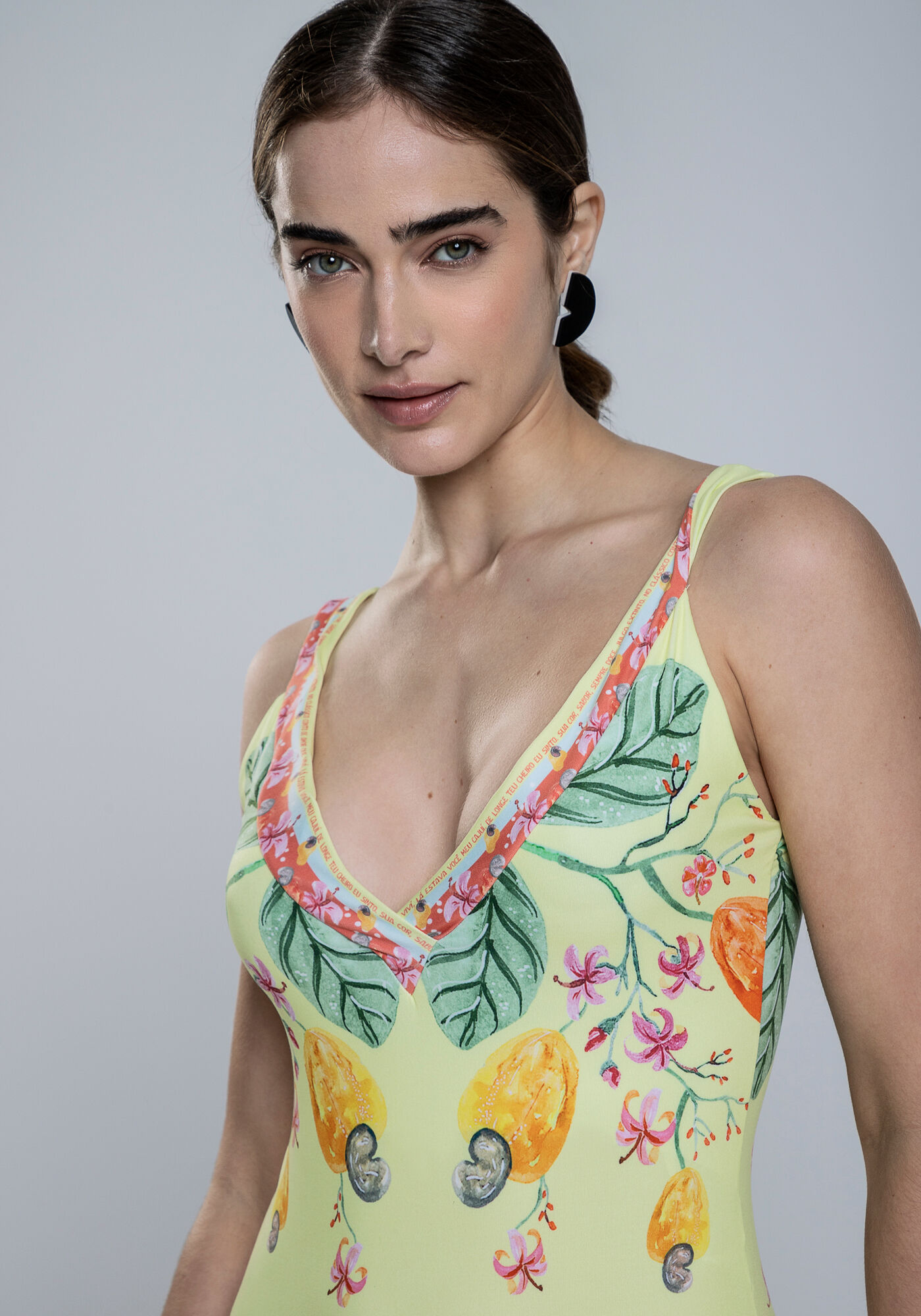 Body com Al&ccedil;as em Malha Modelli com Decote V, CAJUI, large.