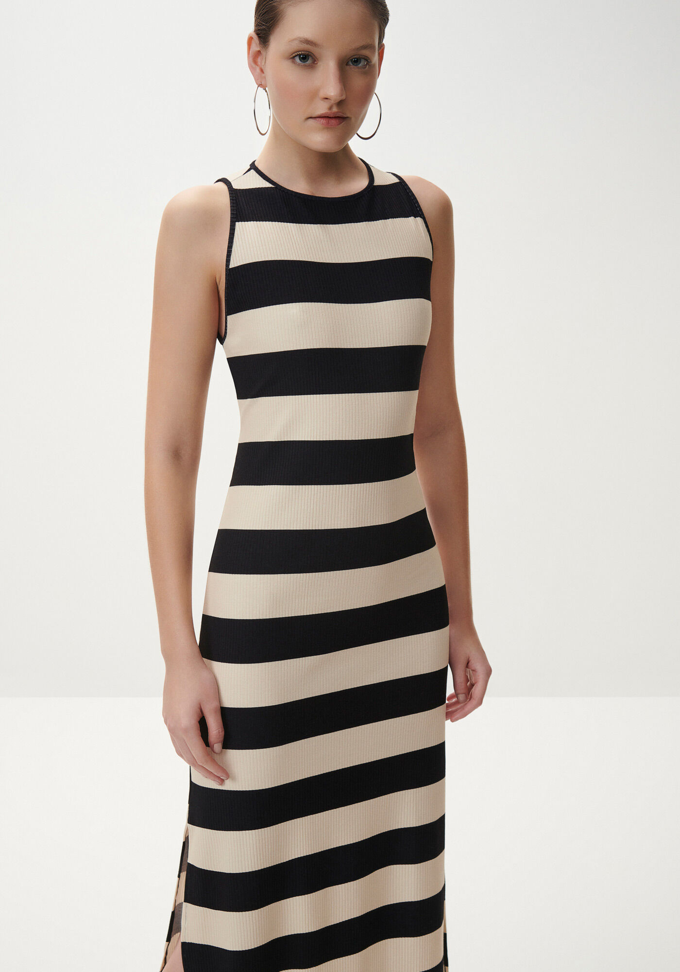 Vestido Midi Canelado Estampado com Fenda Lateral, , large.