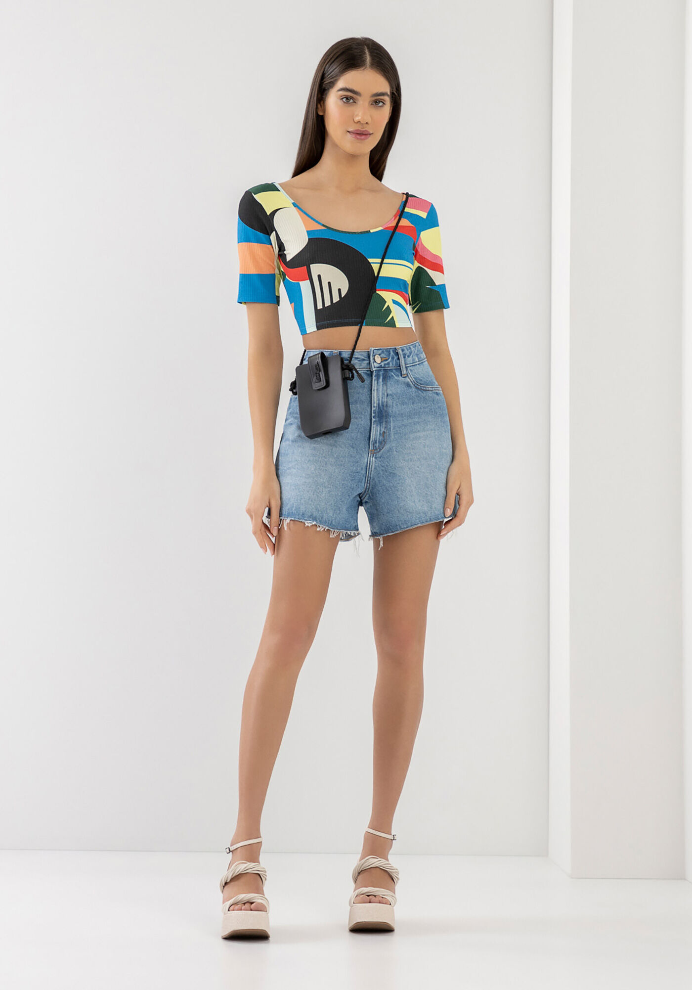 Blusa Cropped Canelada com Detalhe Costas, , large.