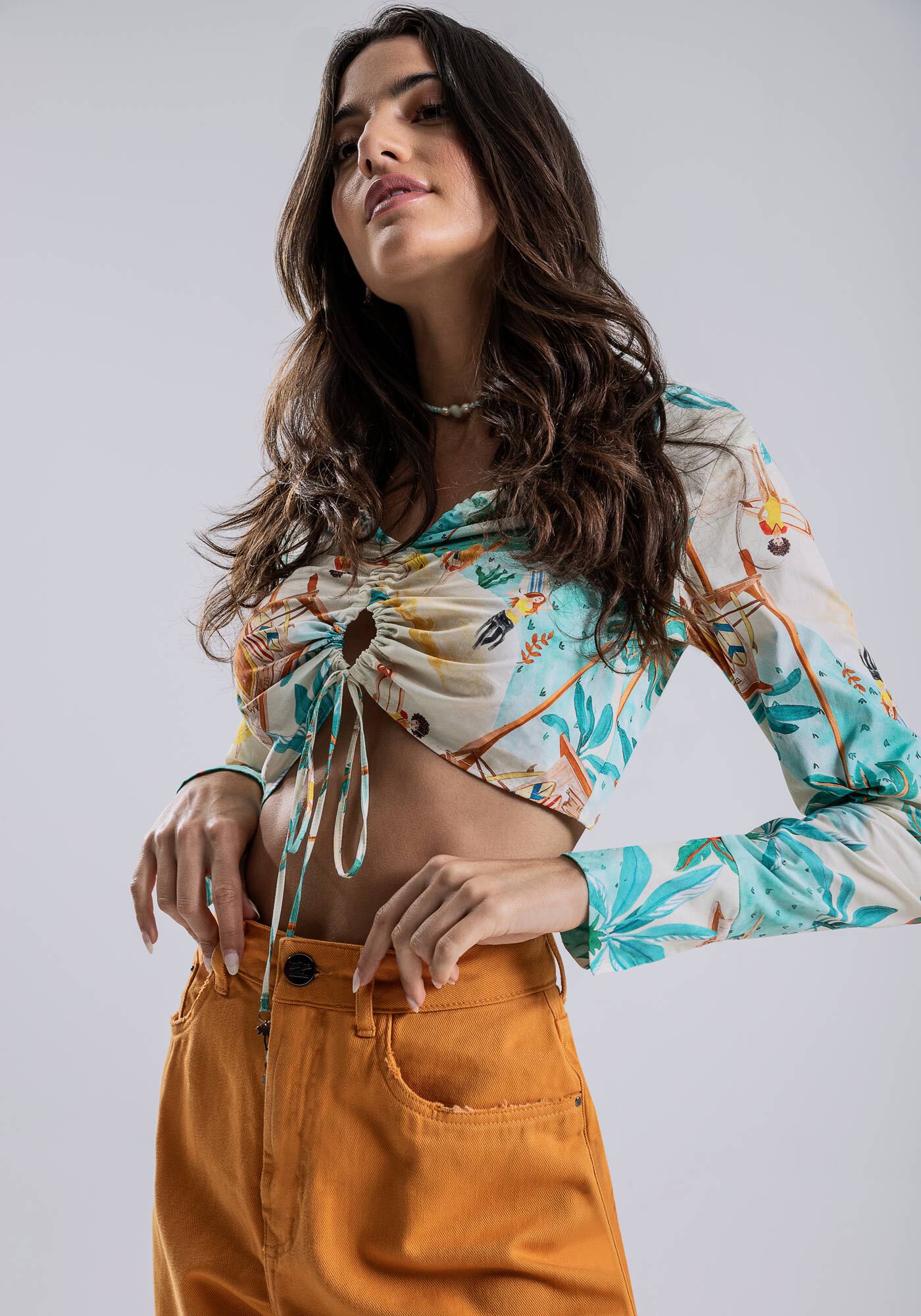 Cal&ccedil;a Sarja Wide Leg com Bolso Cargo, , large.