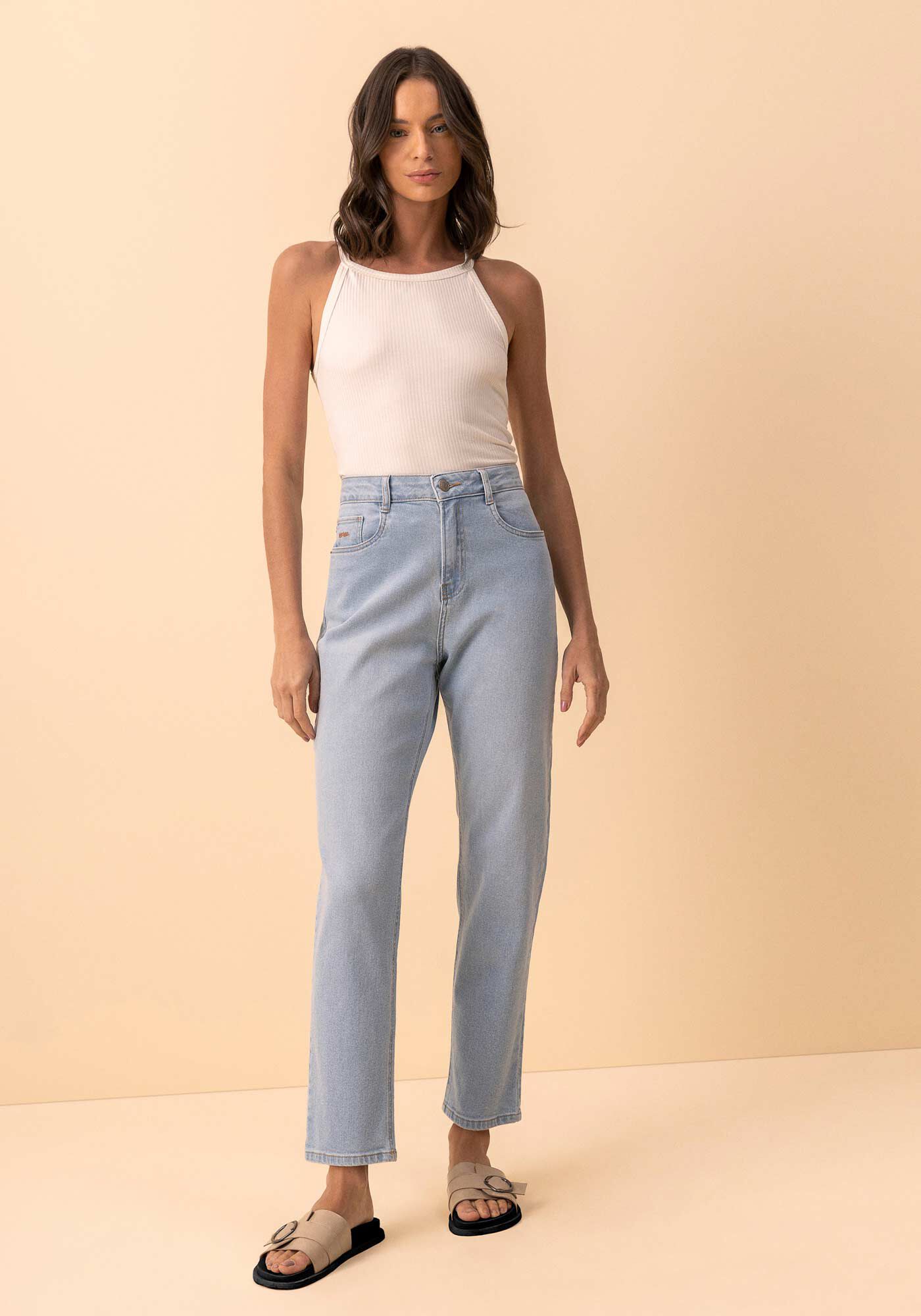 Cal&ccedil;a Jeans Mom Comfort Com Cintura Alta E Elastano, JEANS CLARO, large.