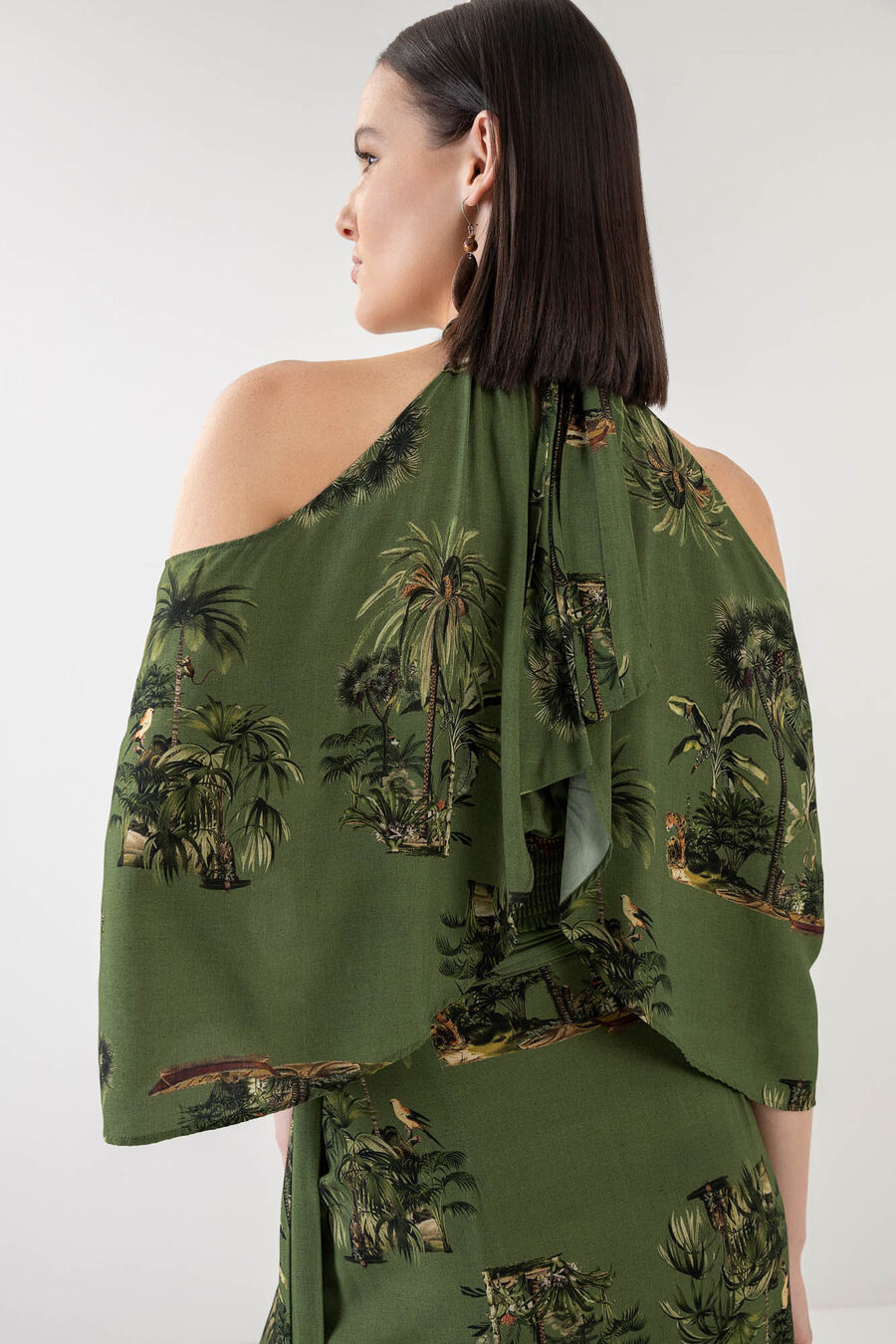 Blusa Estampada em Viscose com Máxi Mangas, . Blusa Estampada em Viscose com Máxi Mangas, , large.