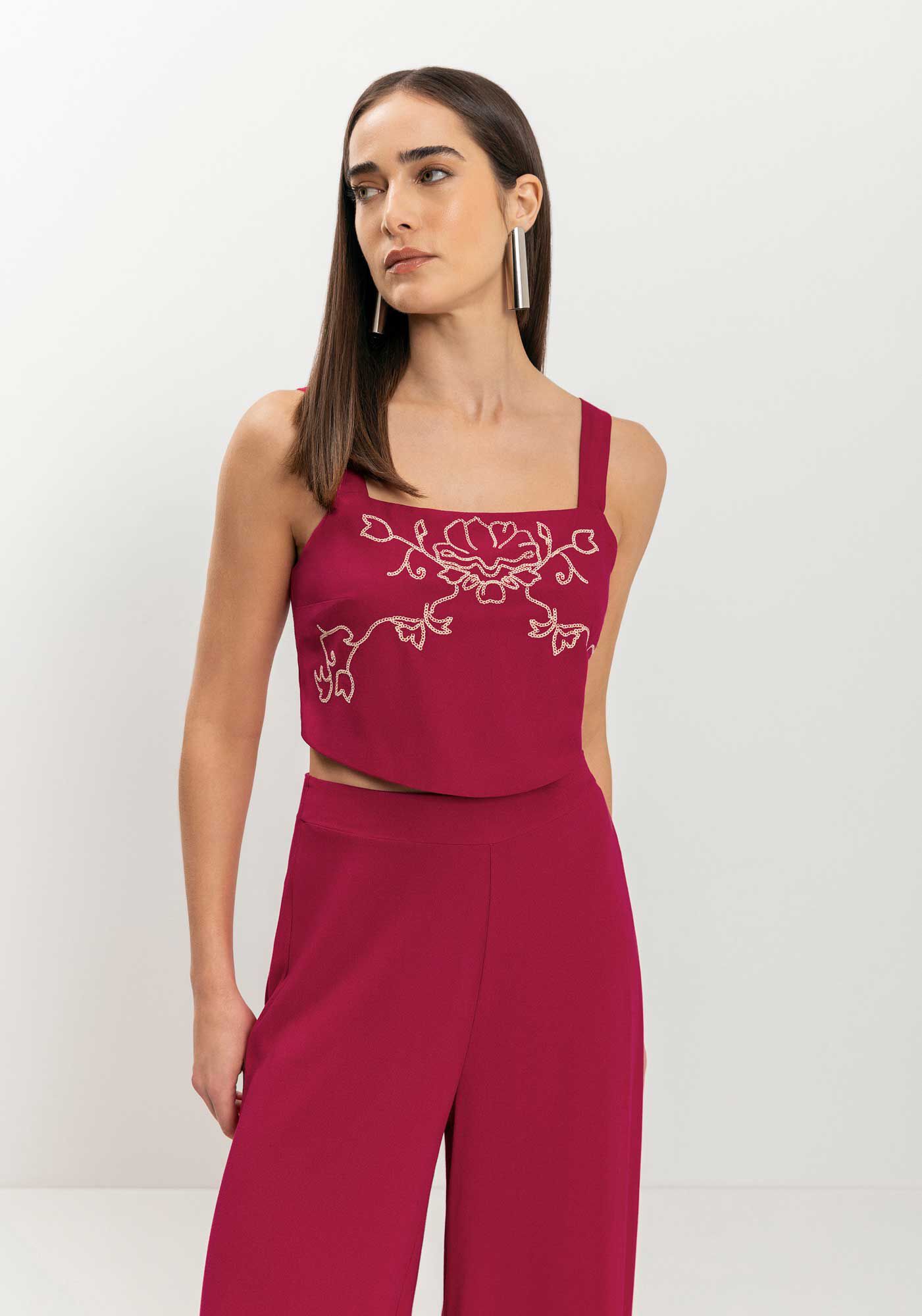 Blusa Cropped De Al&ccedil;as Com Amarra&ccedil;&atilde;o Em Crepe Alfaiataria, VERMELHO PASSION, large.