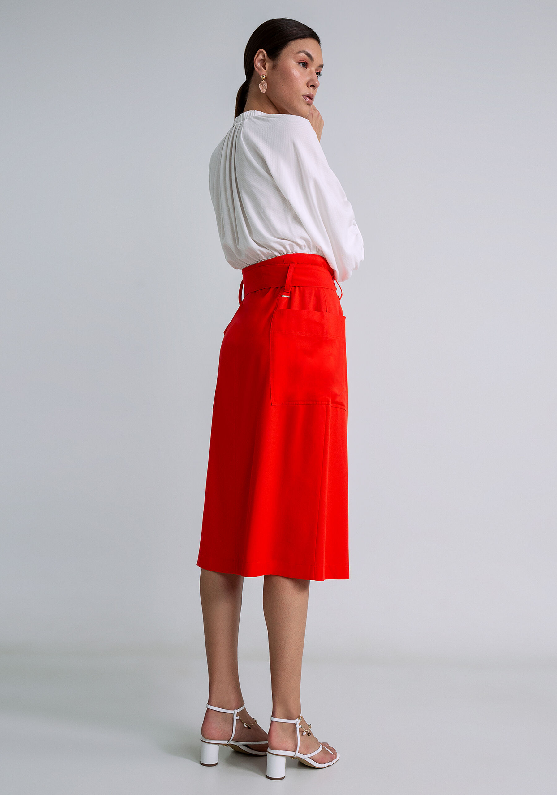 Saia Midi Cintura Alta Bolsos Faixa, LARANJA. Saia Midi Cintura Alta Bolsos Faixa, LARANJA, large.