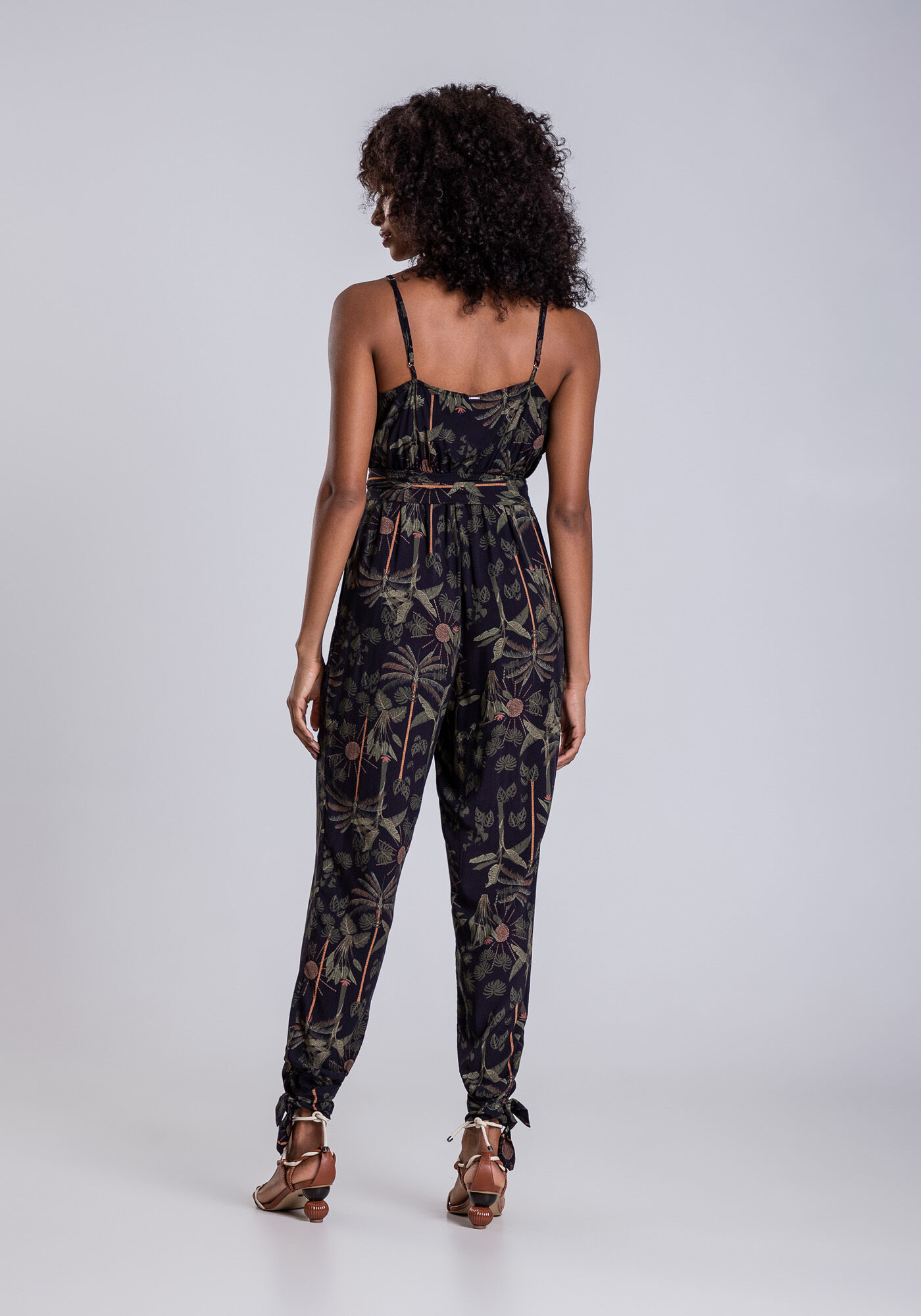 Macac&atilde;o Longo em Viscose com Cinto, SONHO TROPICAL, large.