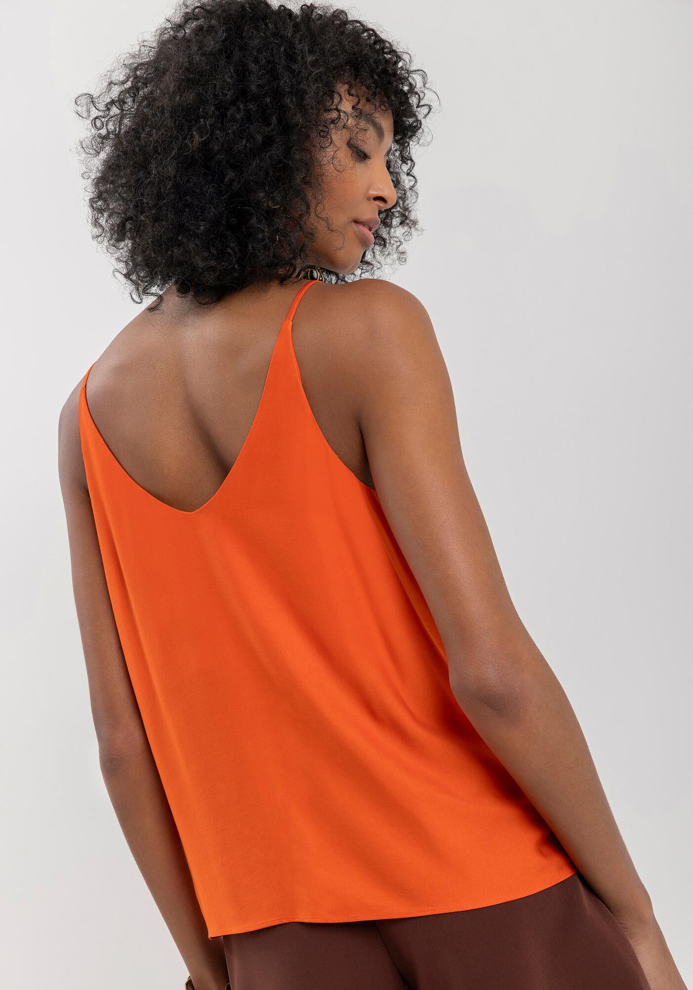 Blusa B&aacute;sica De Al&ccedil;as Finas Com Decote V Em Viscose, , large.