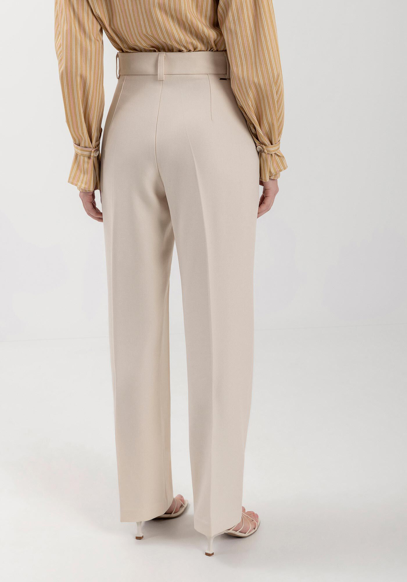 Cal&ccedil;a Reta Alfaiataria Com Cintura M&eacute;dia E Bolsos Embutidos, BEGE MOHAIR, large.