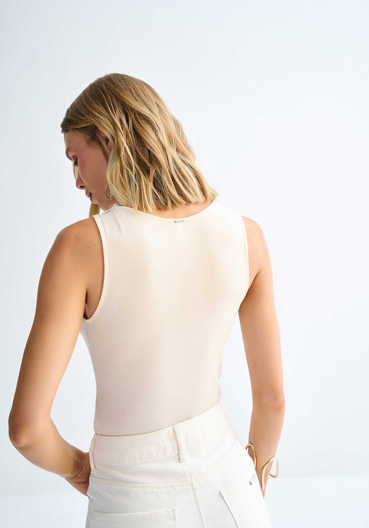 Blusa Gola Degag&ecirc; em Malha Modal com Tor&ccedil;&atilde;o, , large.