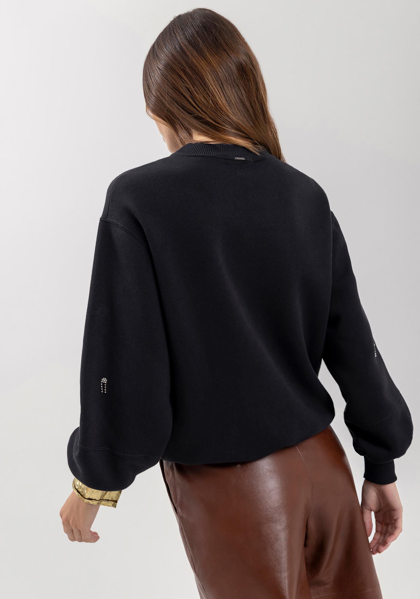 Blus&atilde;o Em Moletom Com Mangas Amplas E Aplica&ccedil;&otilde;es De Strass, , large.