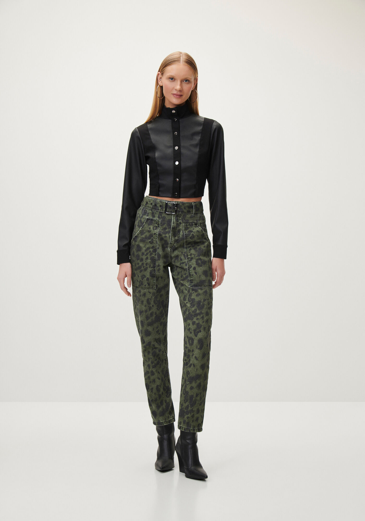 Cal&ccedil;a Sarja Mom Super Alta Animal Print com Cinto, , large.