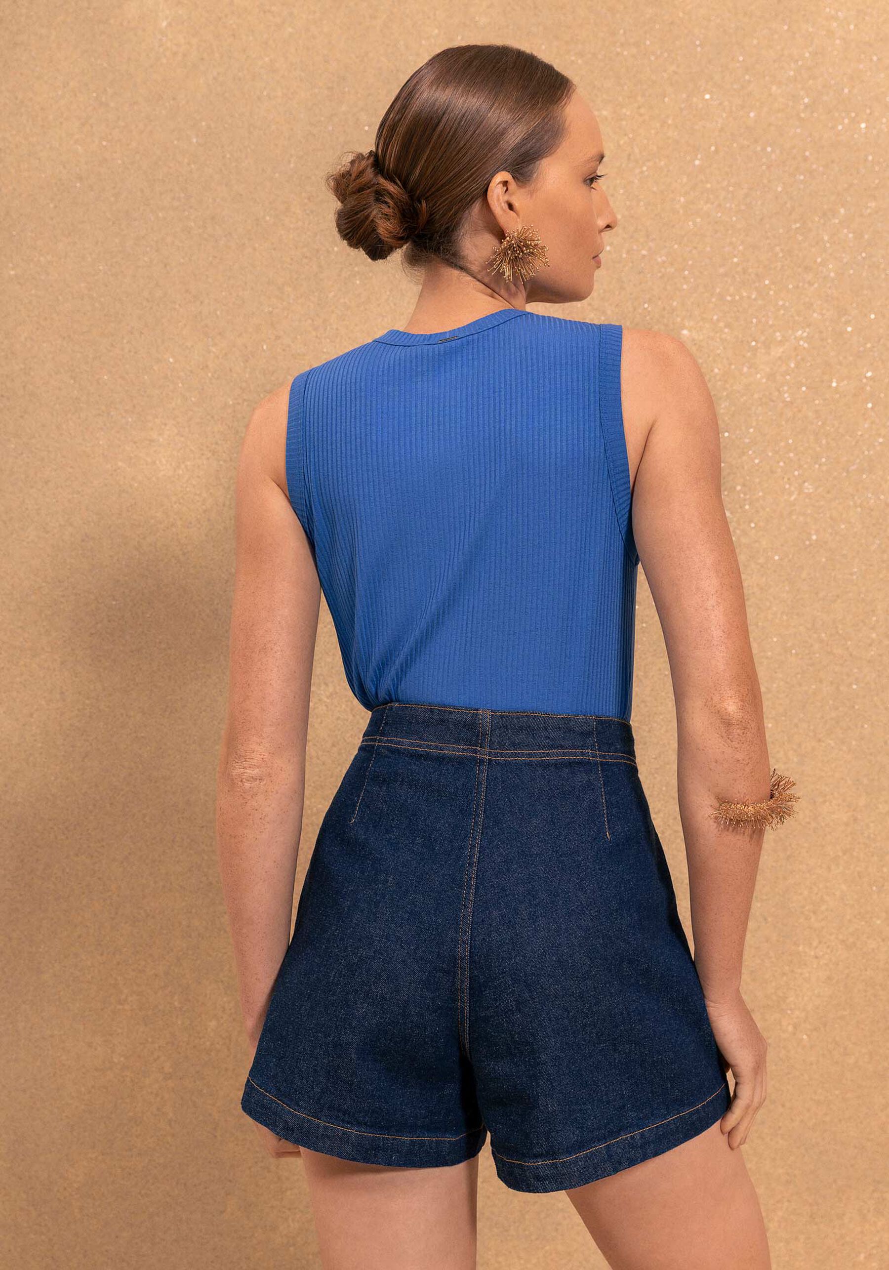 Blusa Canelada Com Botões Em Malha Responsável, AZUL NAIVE. Blusa Canelada Com Botões Em Malha Responsável, AZUL NAIVE, large.