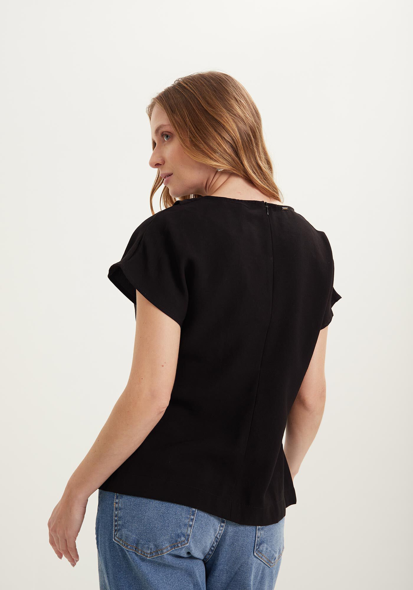 Blusa De Mangas Curtas Em Alfaiataria Com Z&iacute;per Posterior, , large.