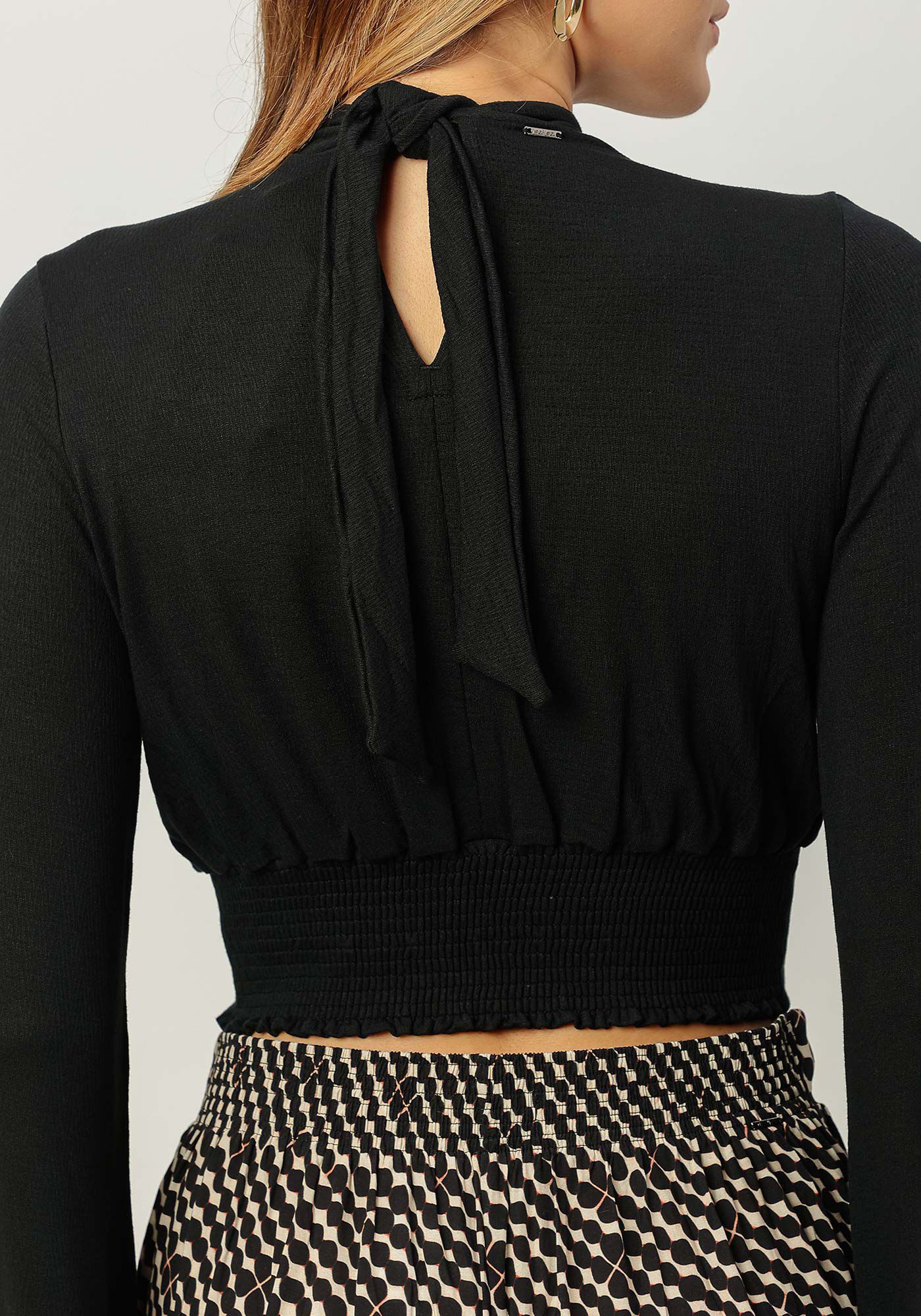 Blusa Cropped Manga Longa Flare com Cut Gola, , large.