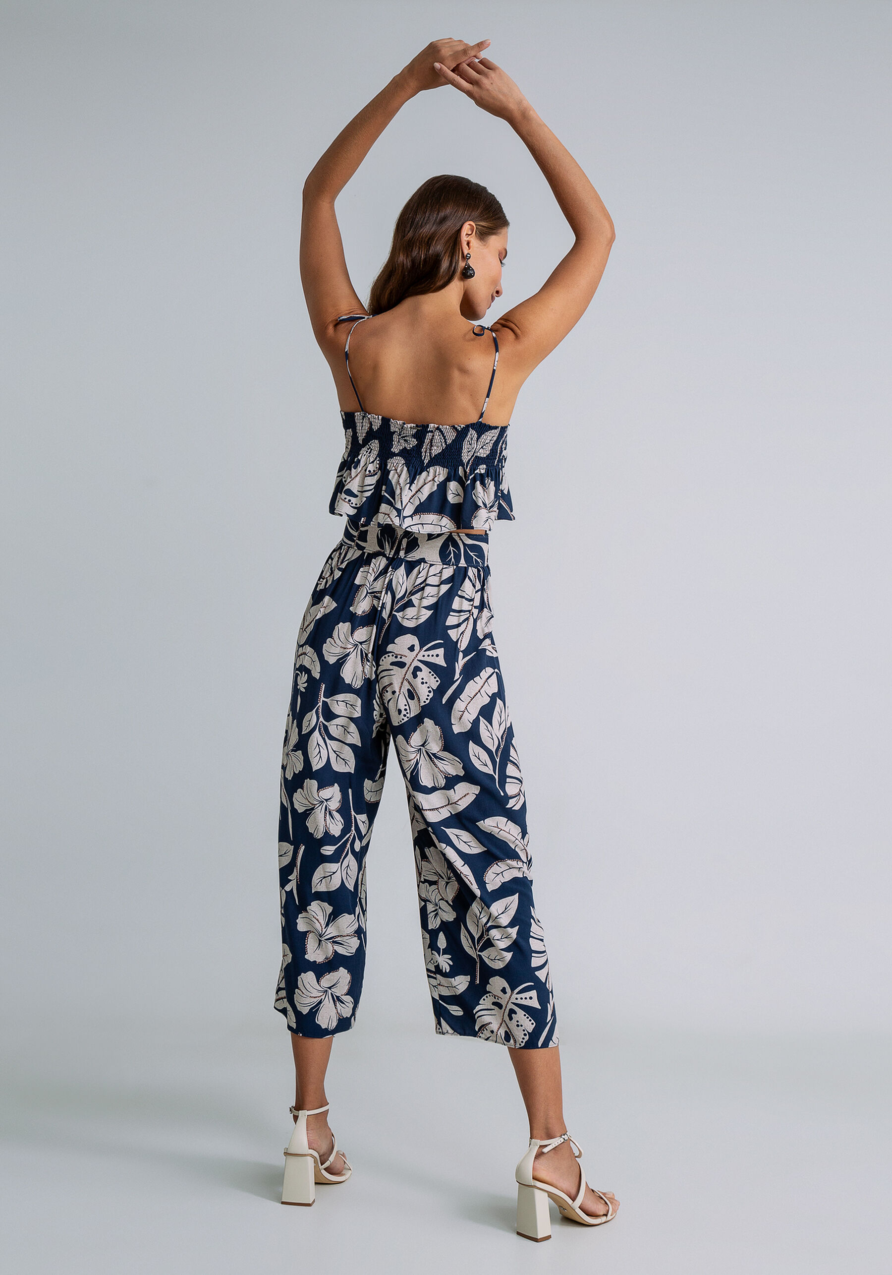 Blusa com Alças Franzido Busto, NATURALIDADE. Blusa com Alças Franzido Busto, NATURALIDADE, large.