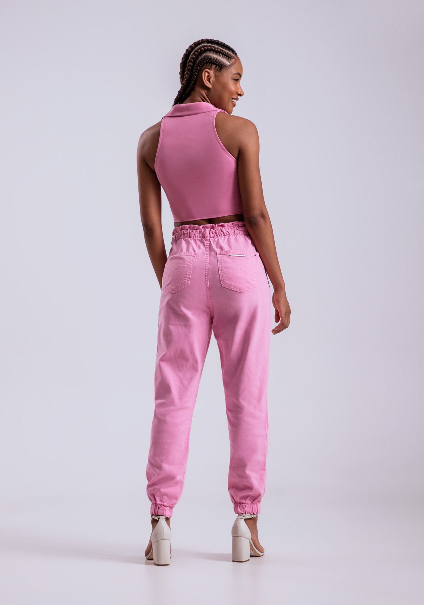 Cal&ccedil;a Sarja Jogging Cropped Cintura M&eacute;dia, , large.