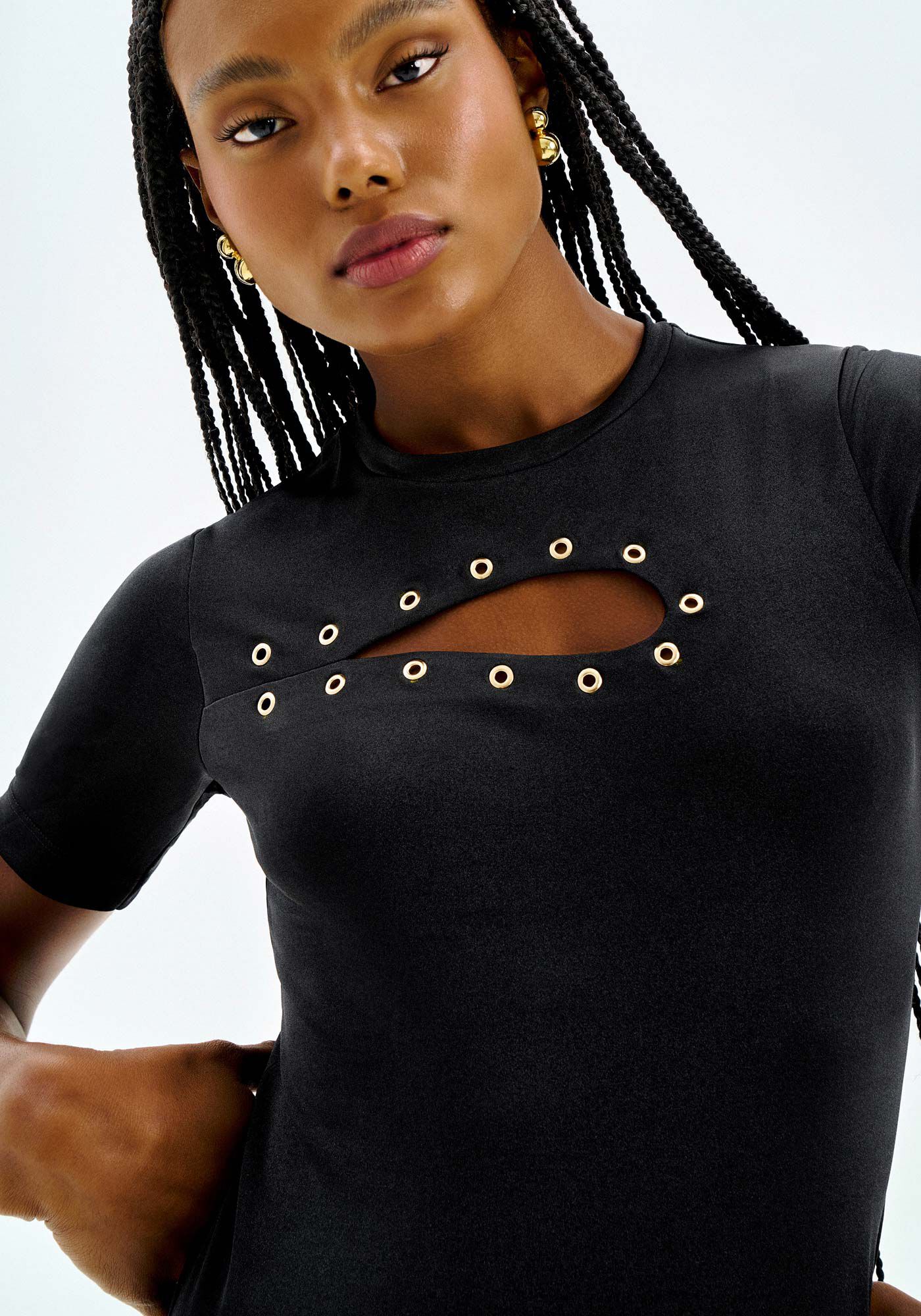 Blusa Manga Curta com Cut Out e Ilh&oacute;s, , large.