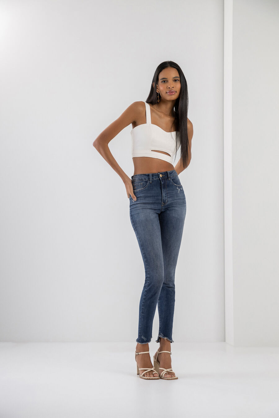 Calça Jeans Skinny Cropped Super Alta com Detalhe, JEANS, large.