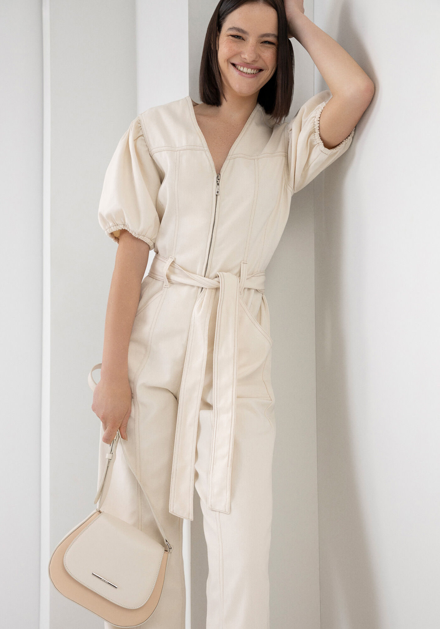 Macac&atilde;o Sarja Longo Manga Curta com Cinto, , large.