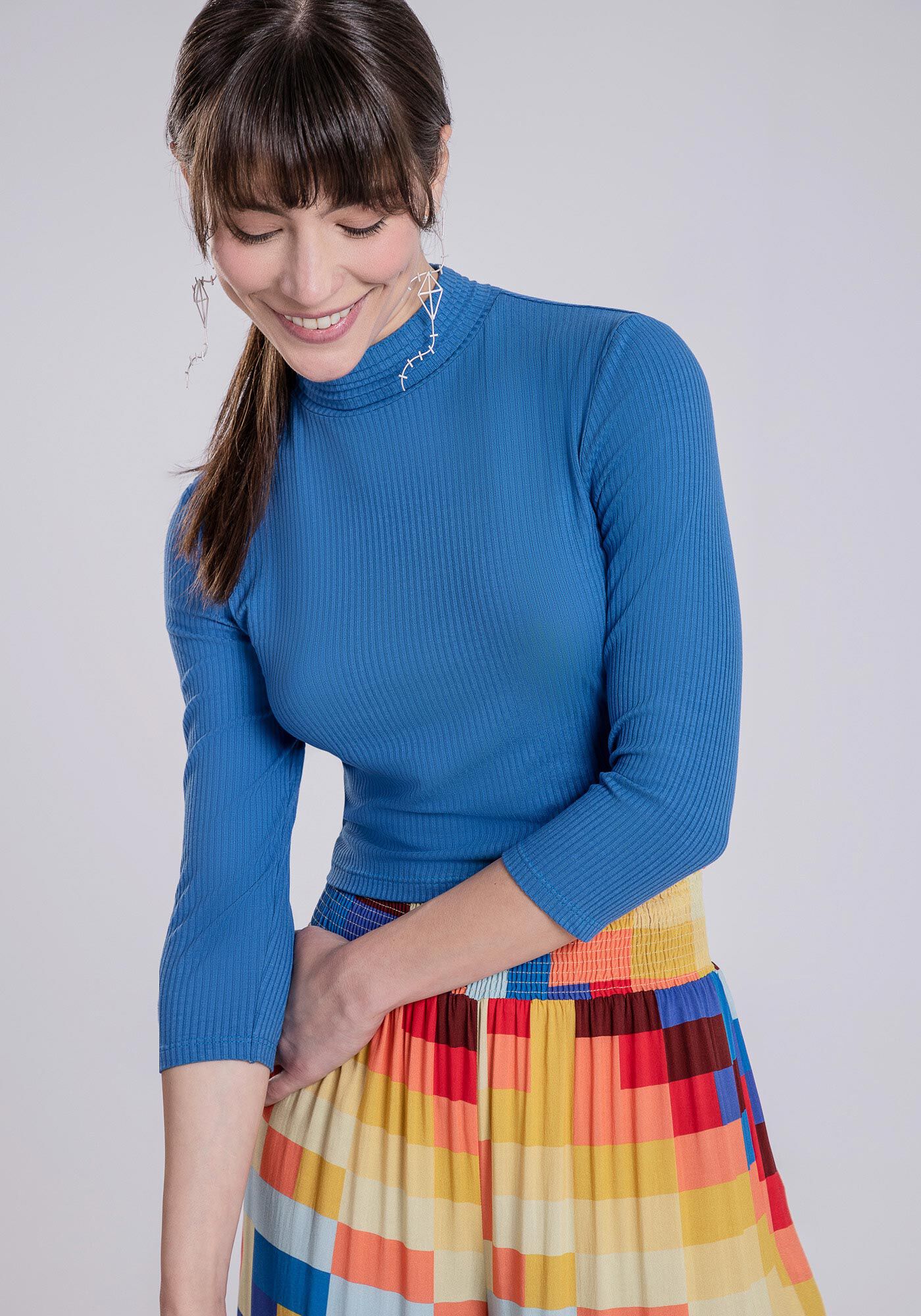 Blusa Cropped em Malha Canelada com Gola Alta, , large.