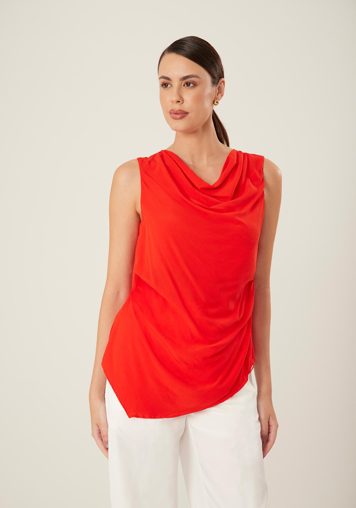 Blusa Alongada em Viscose com Gola Degag&ecirc;, , large.