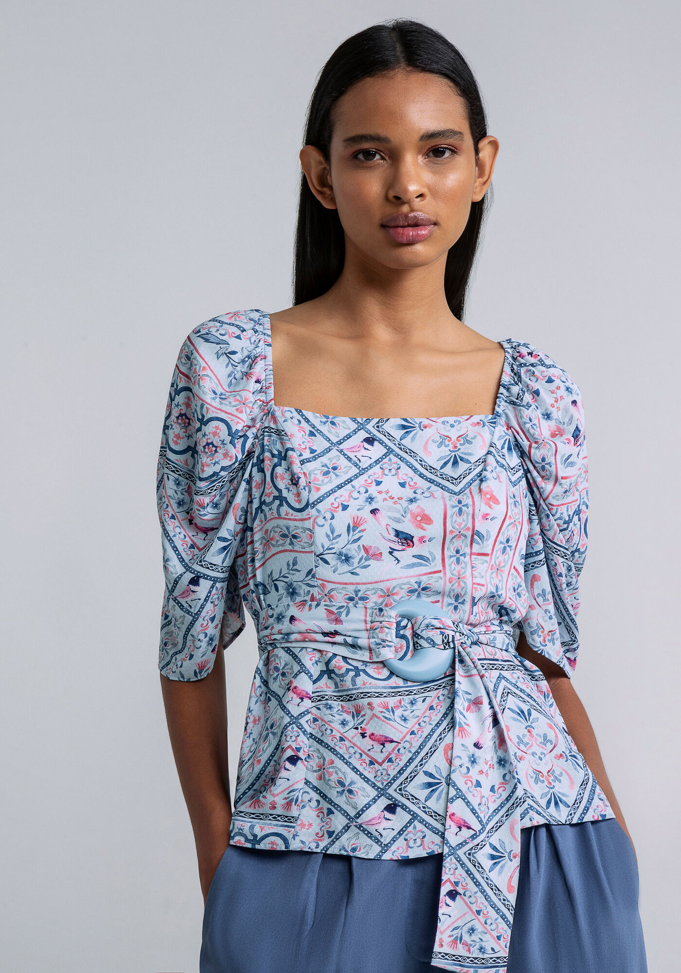 Blusa El&aacute;stico Manga Cinto Estampa, SERENA, large.