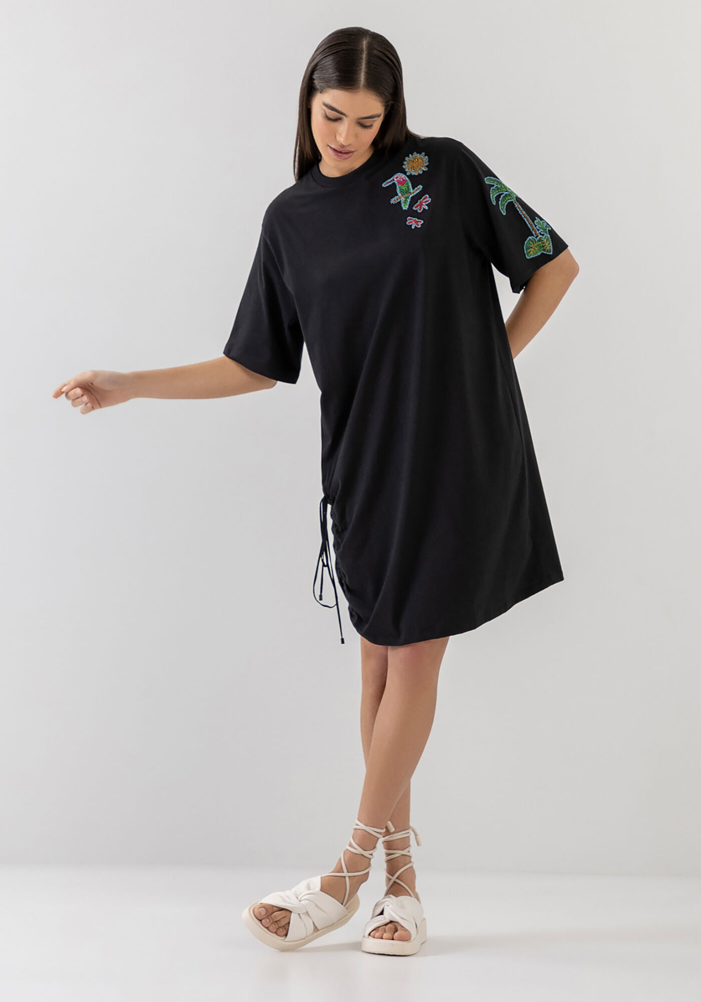 Vestido Bordado em Malha com Amarra&ccedil;&atilde;o Barra, , large.