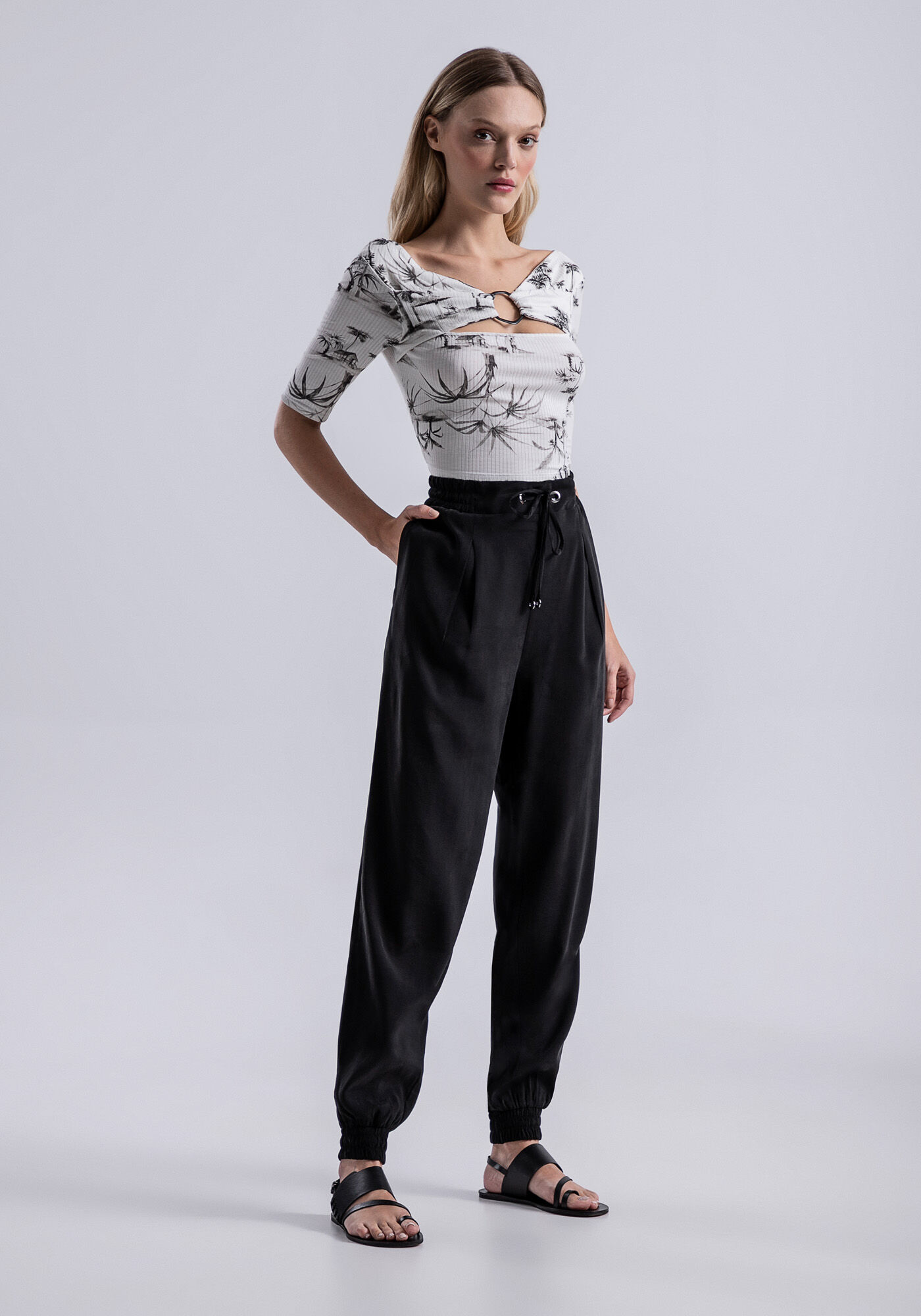 Blusa Manga 3/4 Canelada com Recorte Argola, , large.