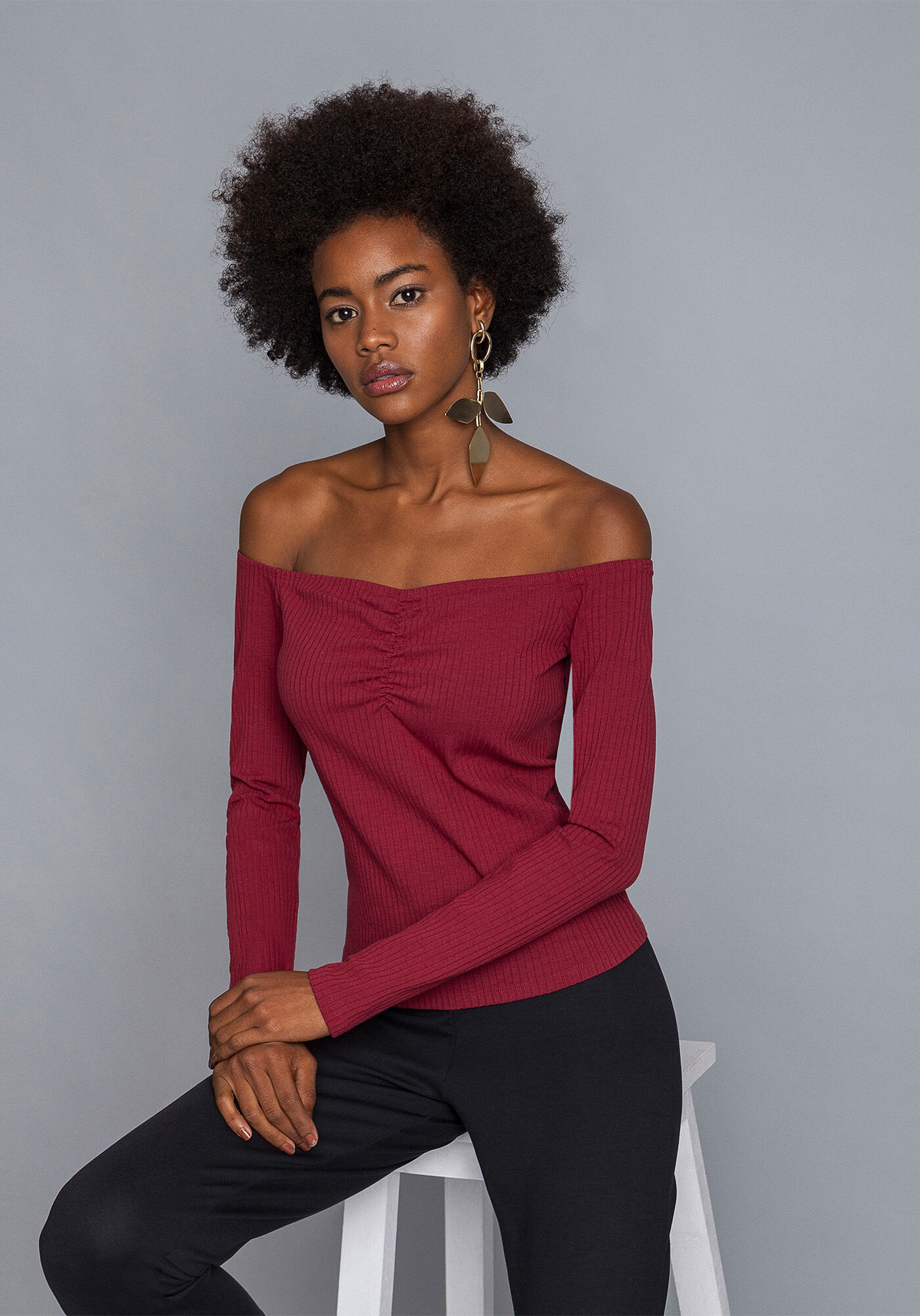 Blusa manga longa ombro a ombro shop
