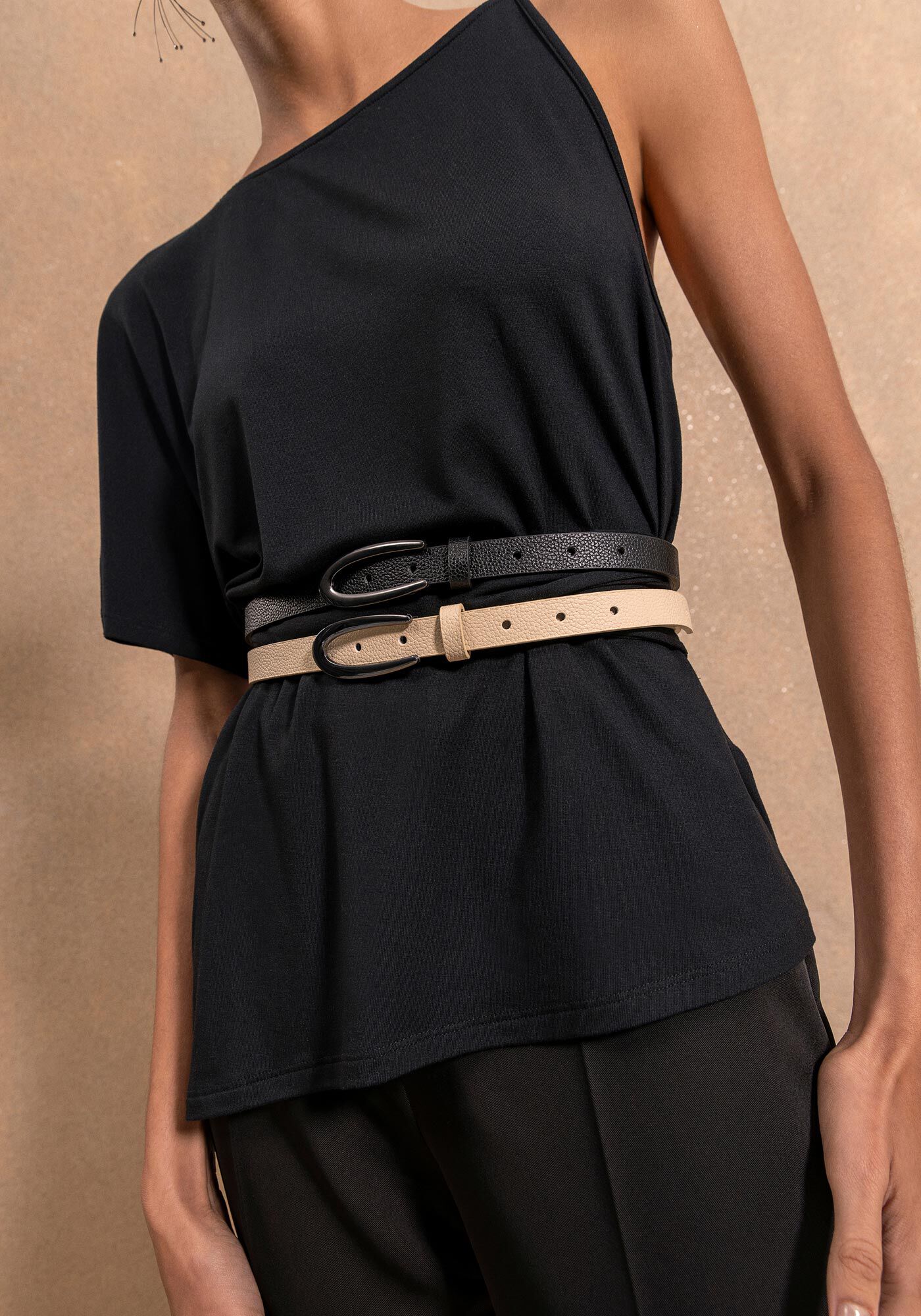 Kit Com 2 Cintos Finos De Quadril Com Fivel Metalizada, BEGE BISCUIT/PRETO, large.