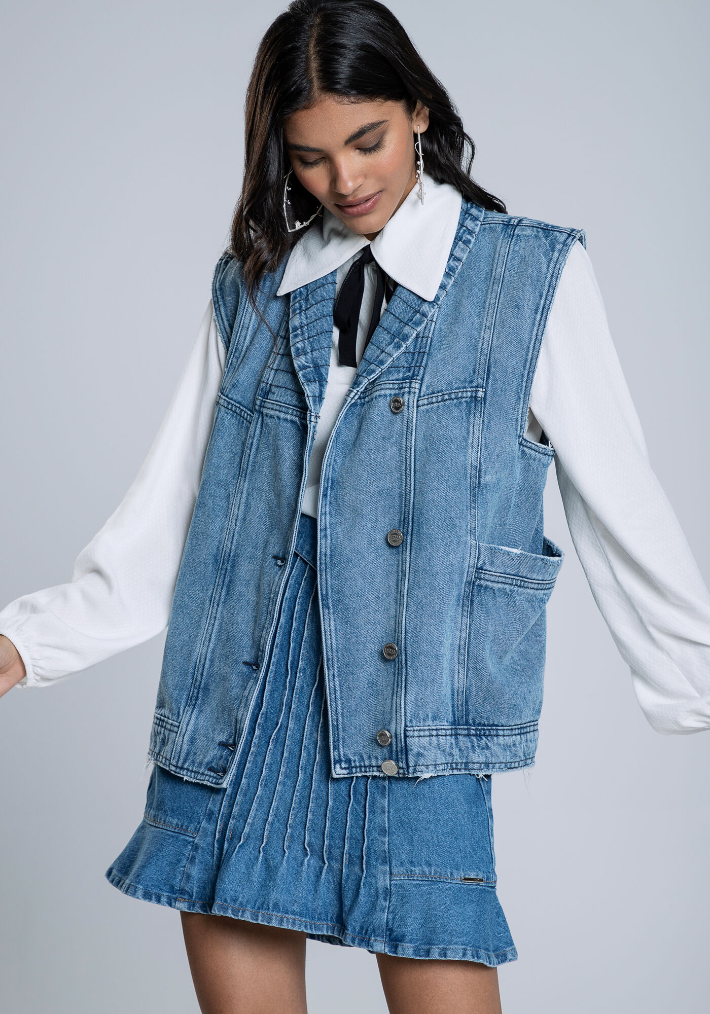 Colete em Jeans com Bot&otilde;es, , large.