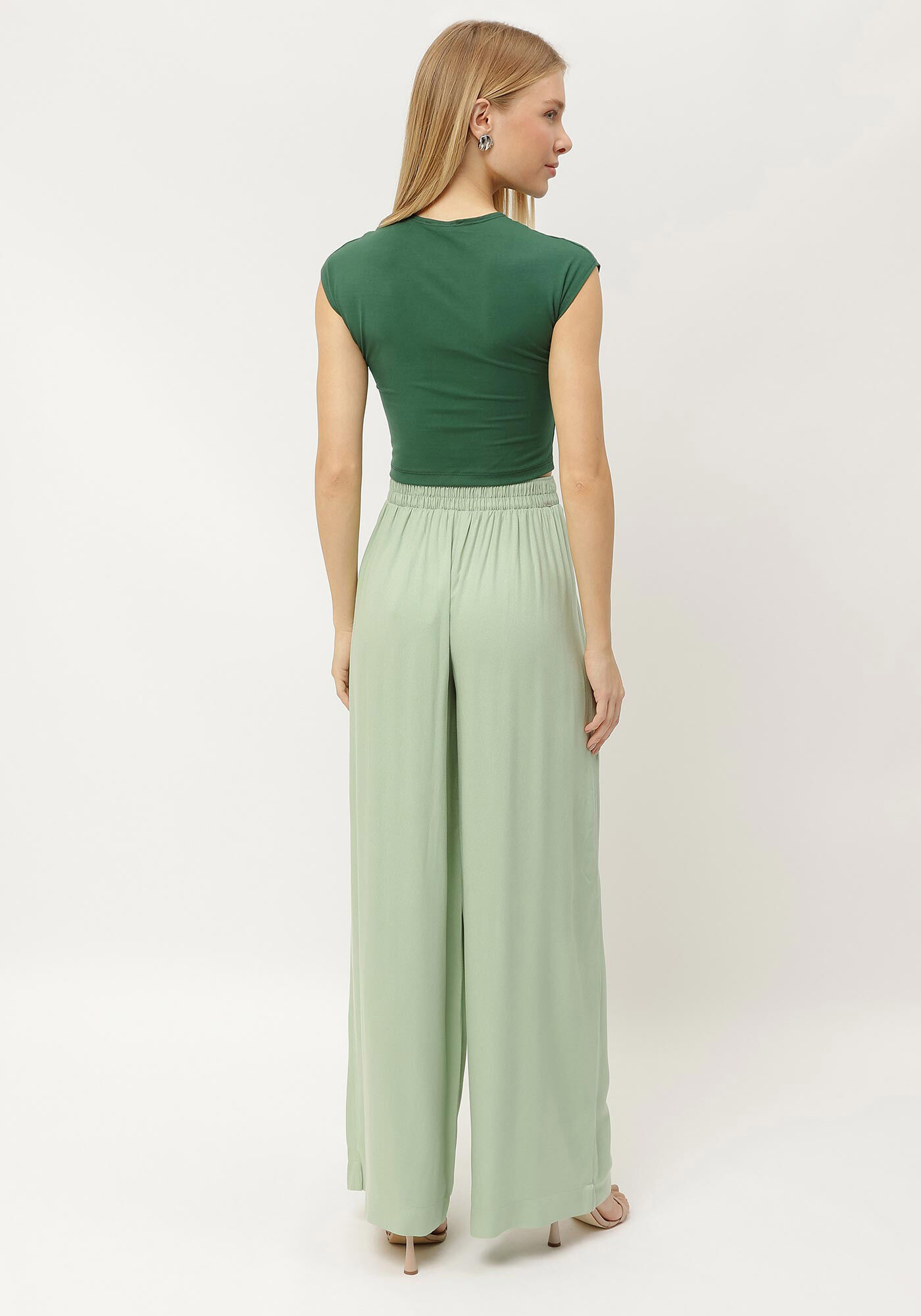 Blusa em Malha Modal Cropped Basic, , large.