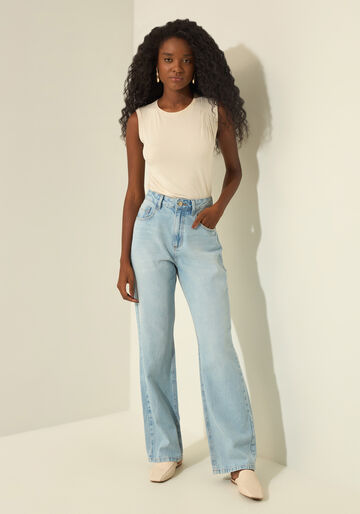 Calça Reta Jeans Com Bolsos E Cintura Alta, JEANS CLARO. Calça Reta Jeans Com Bolsos E Cintura Alta, JEANS CLARO, large.