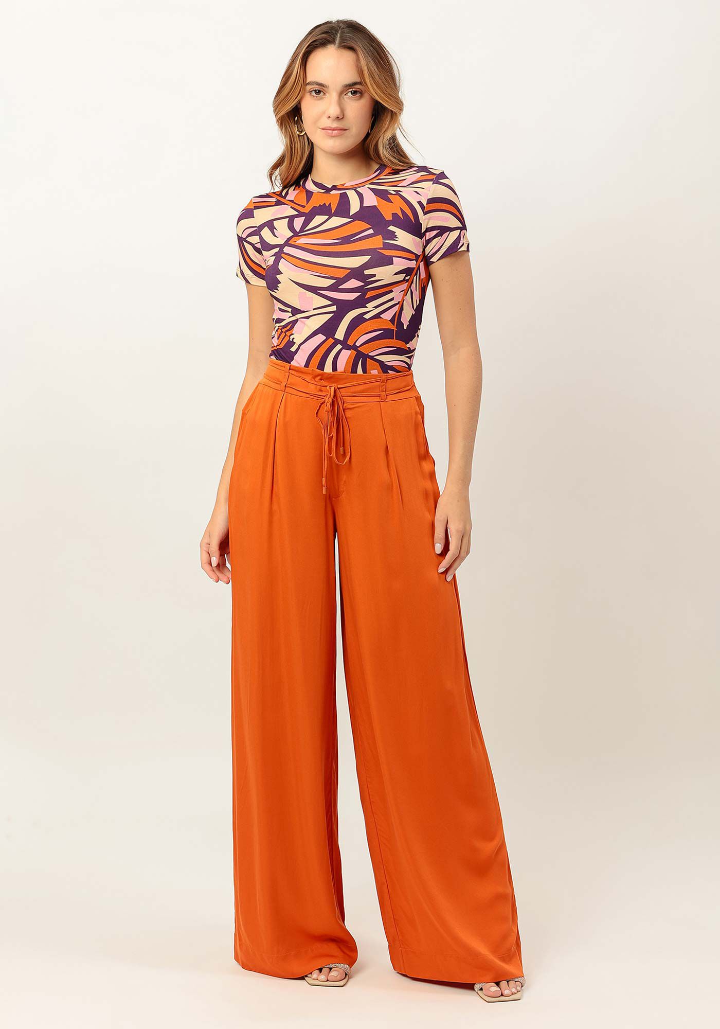 Cal&ccedil;a Pantalona em Tecido Plano com Cinto Cord&atilde;o, , large.