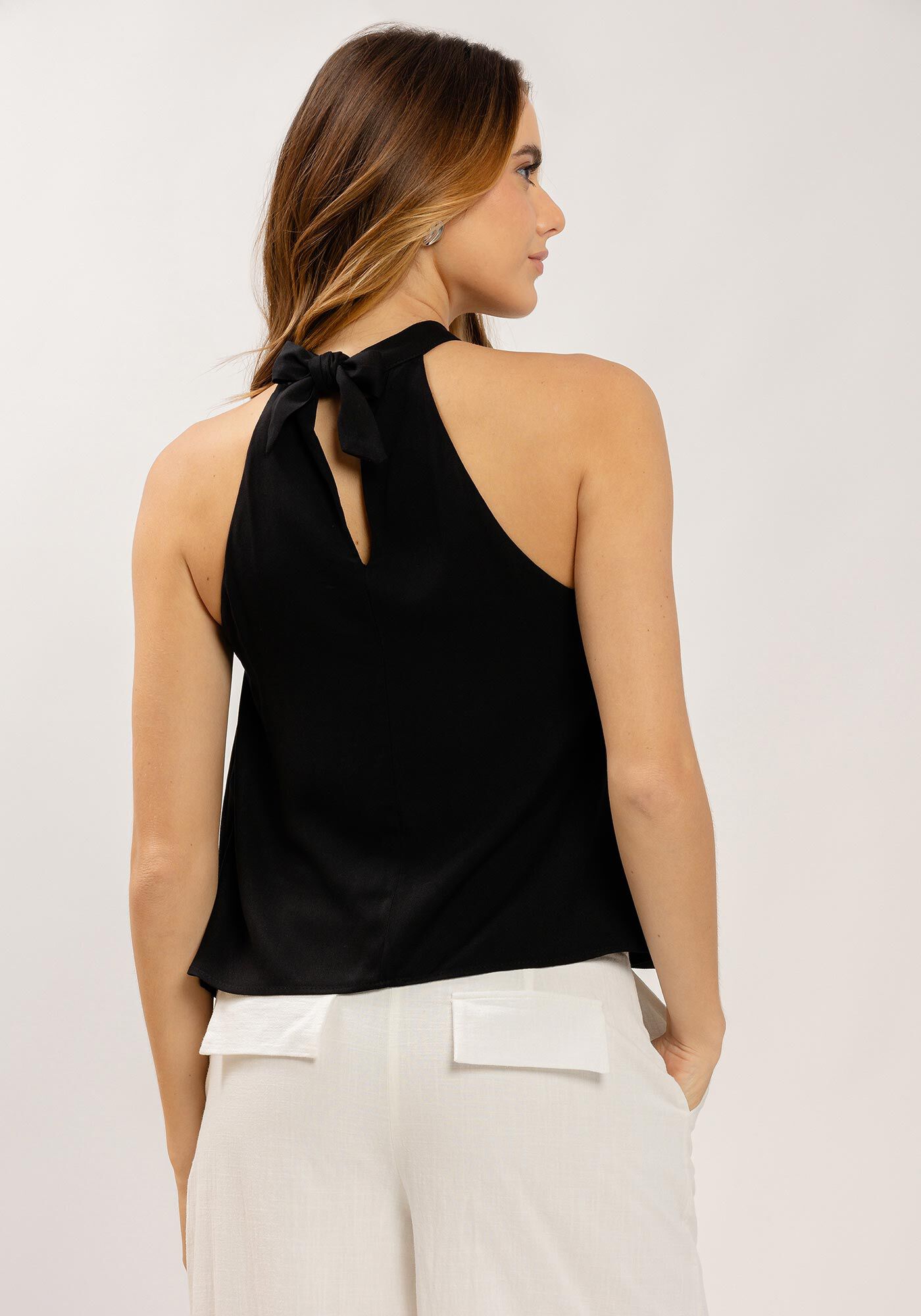 Blusa em Viscose com Gola Alta e Pedra, , large.