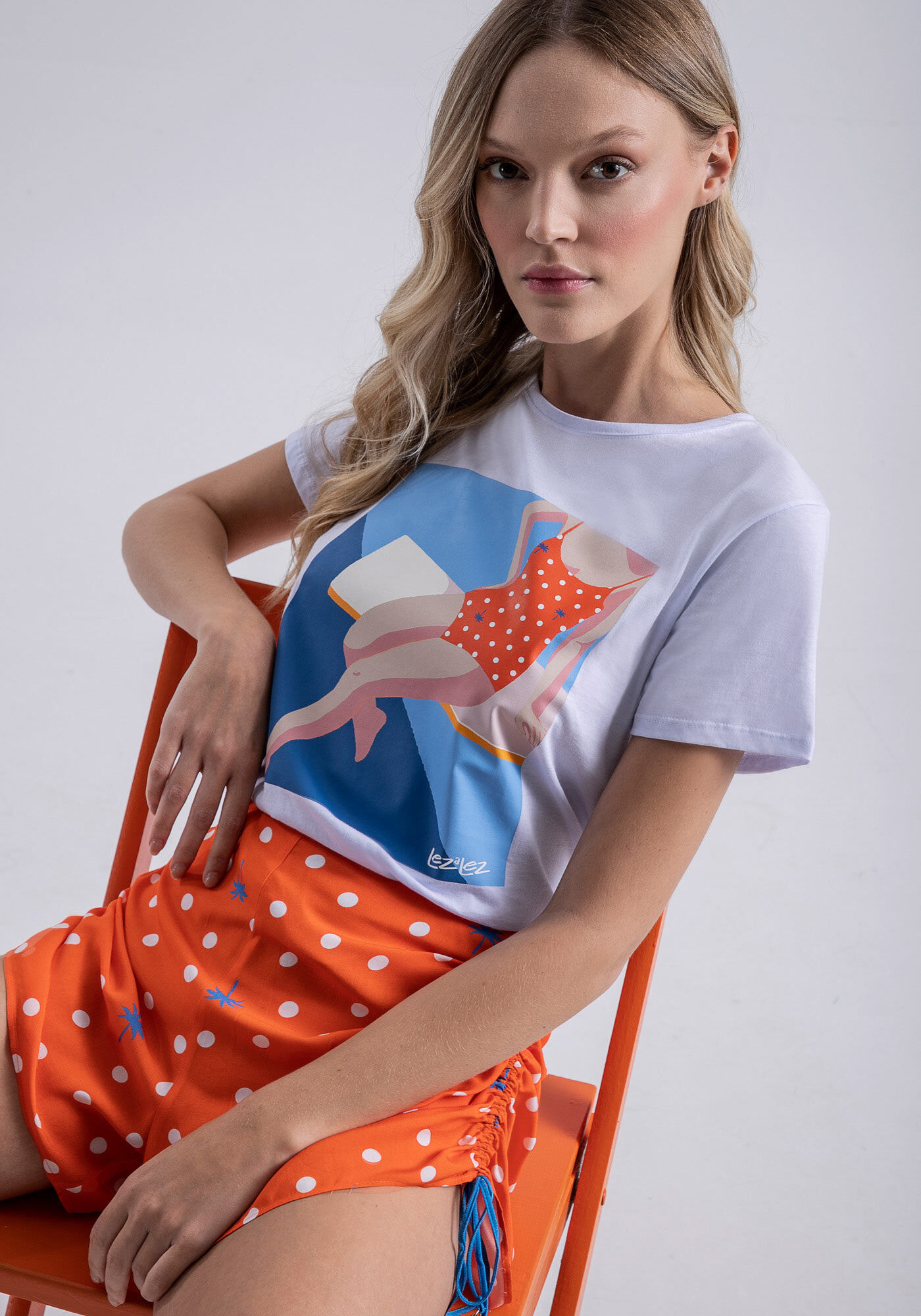 Blusa Manga Curta em Malha Estampa Silhouette, BRANCO, large.